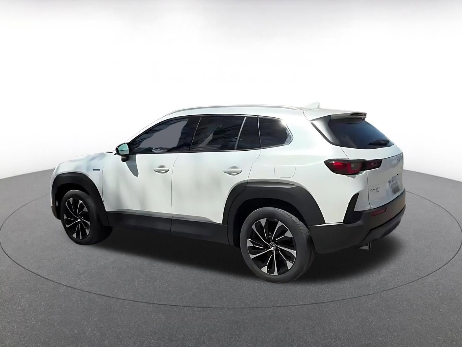 Thumbnail: 2025 Mazda CX-50 - 10