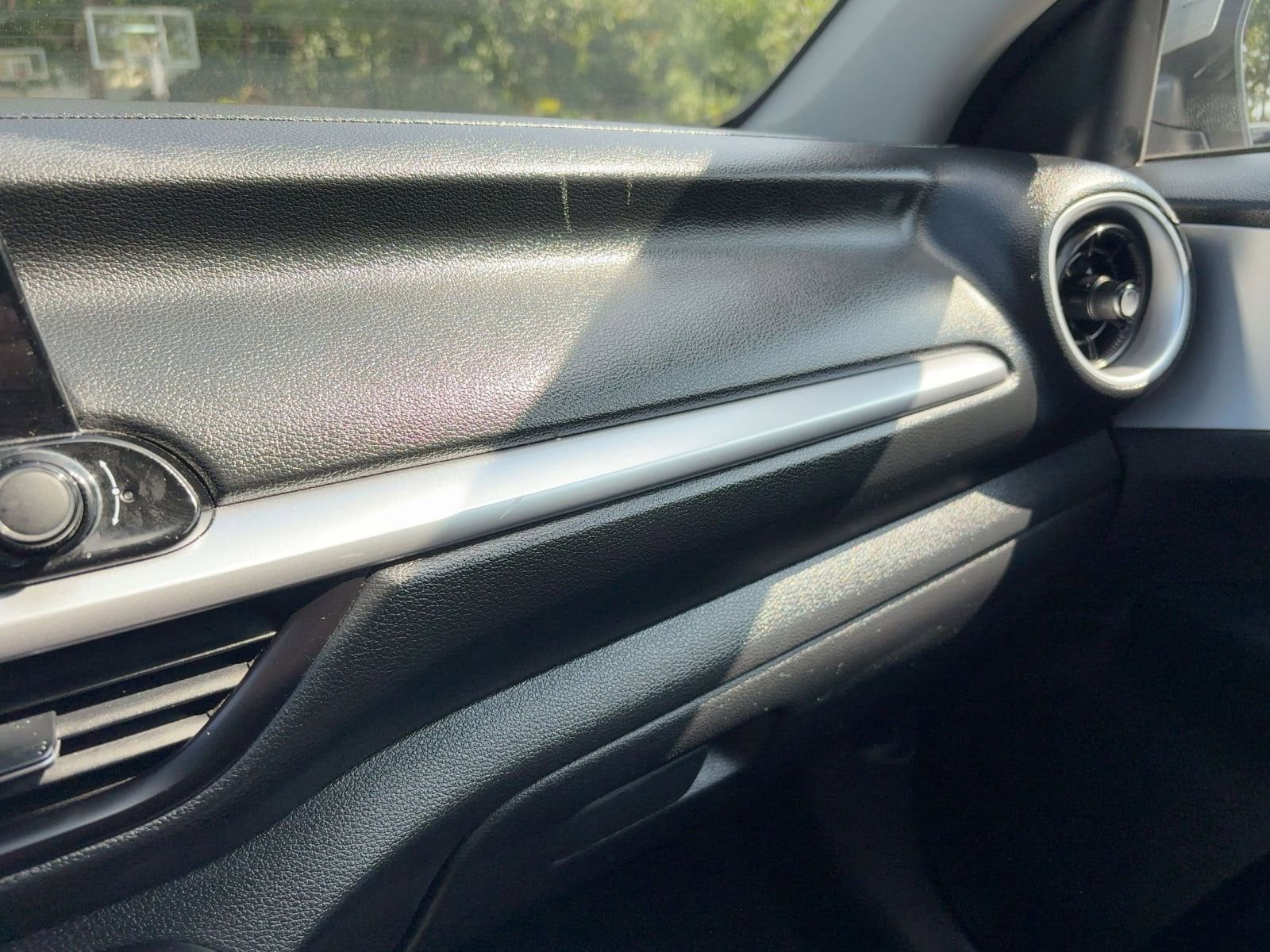 Thumbnail: 2024 Kia Forte - 17