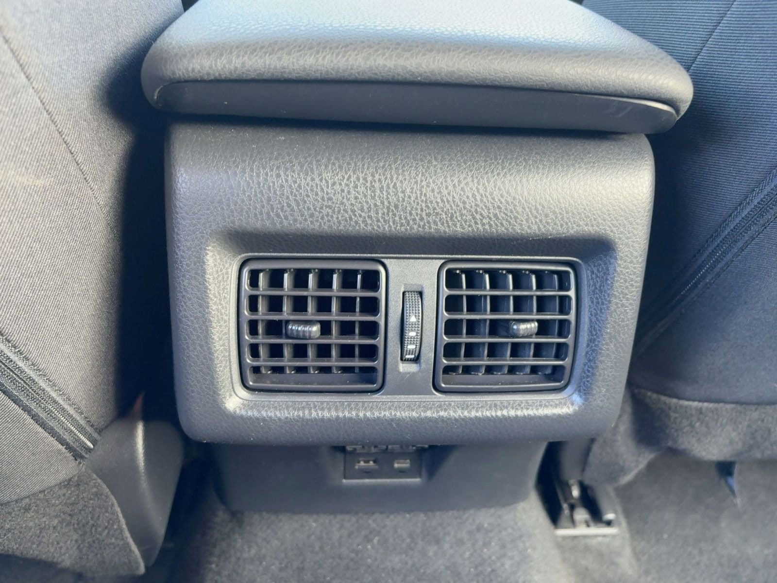 Thumbnail: 2025 Toyota Camry - 15