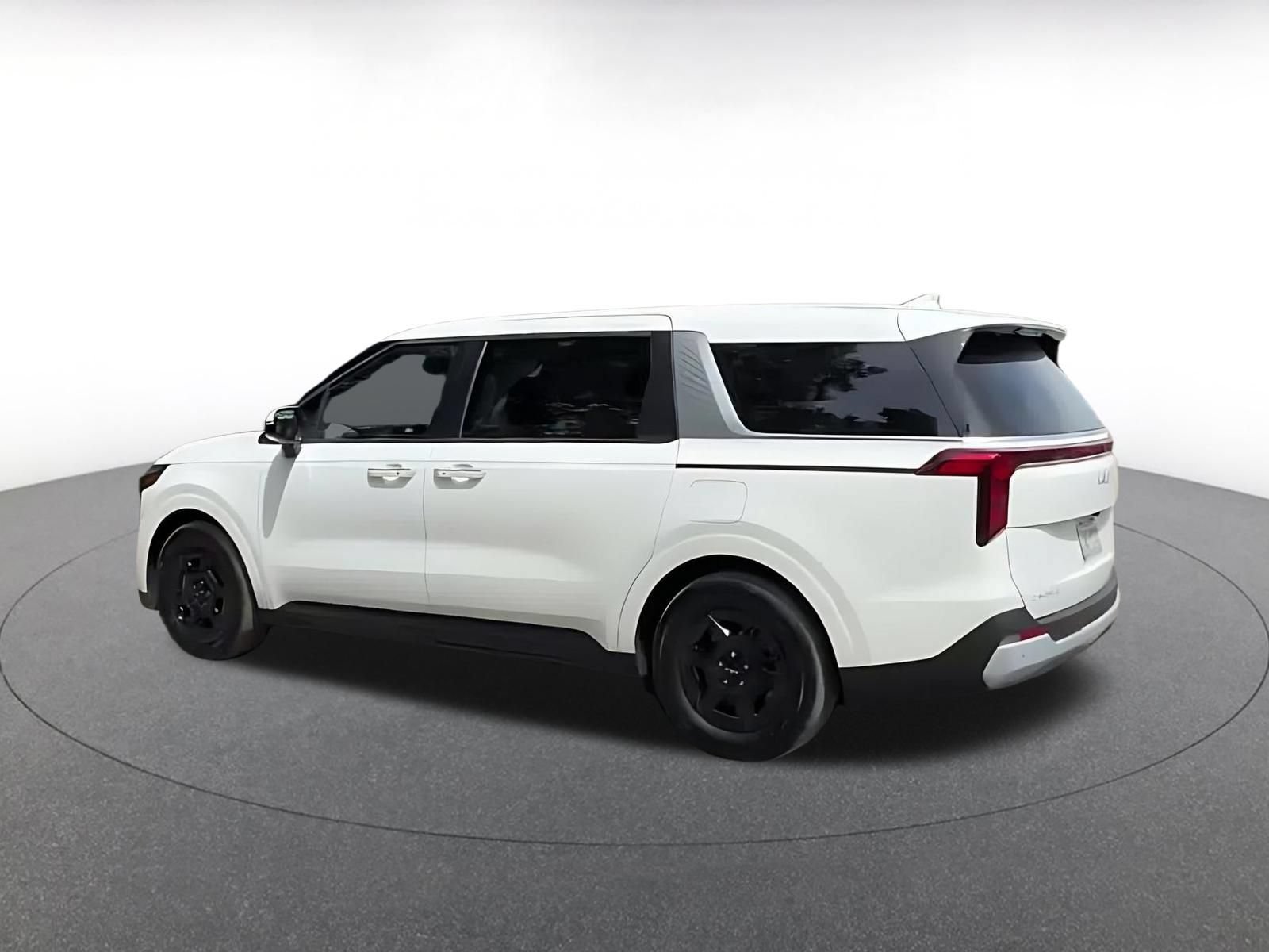 Thumbnail: 2026 Kia Carnival - 10