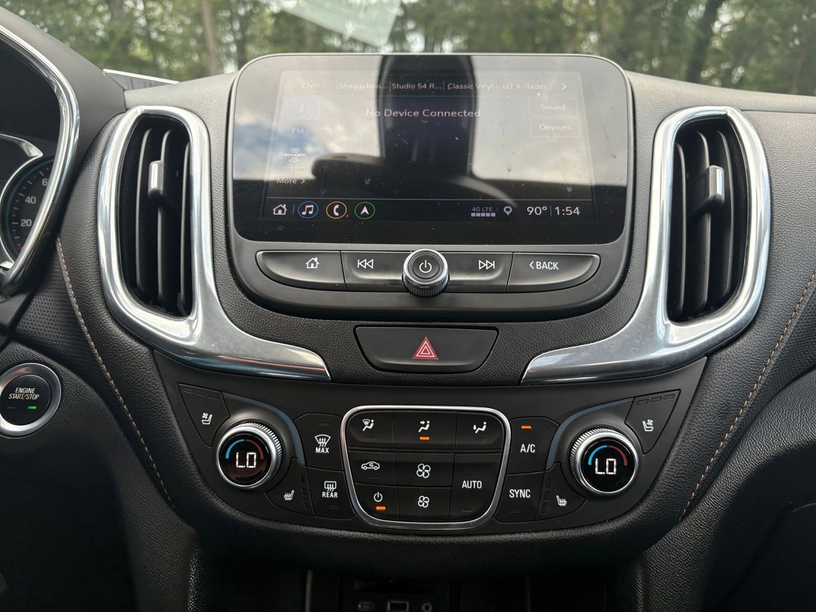 Thumbnail: 2020 Chevrolet Equinox - 23