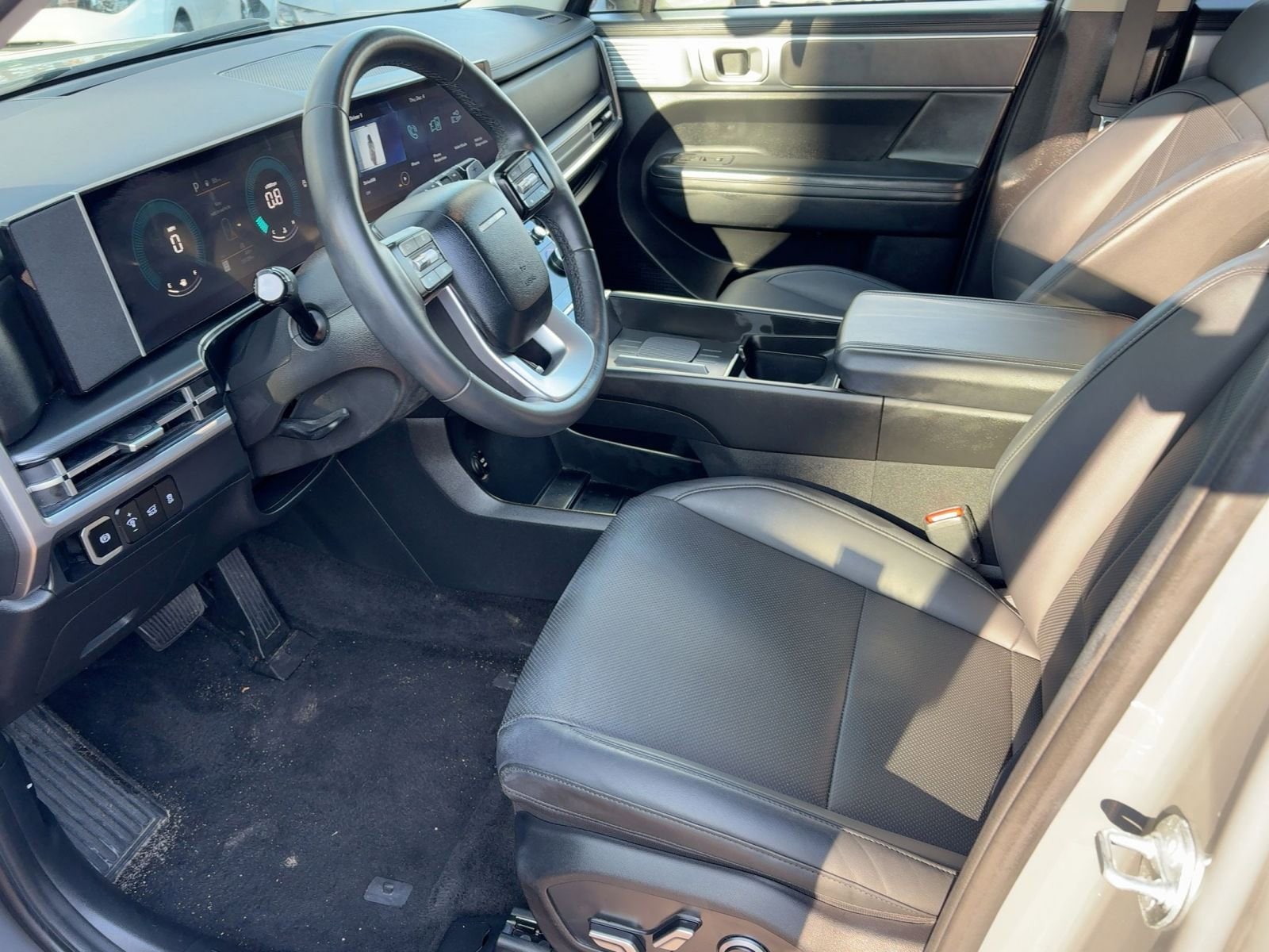 Thumbnail: 2025 Hyundai Santa Fe - 12