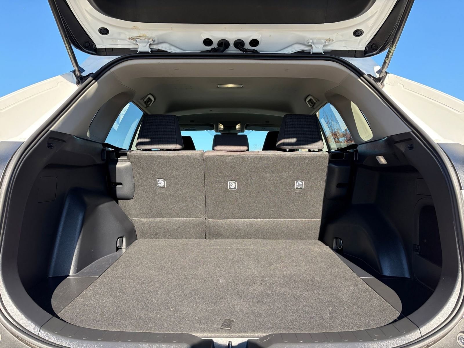 Thumbnail: 2025 Toyota RAV4 - 30