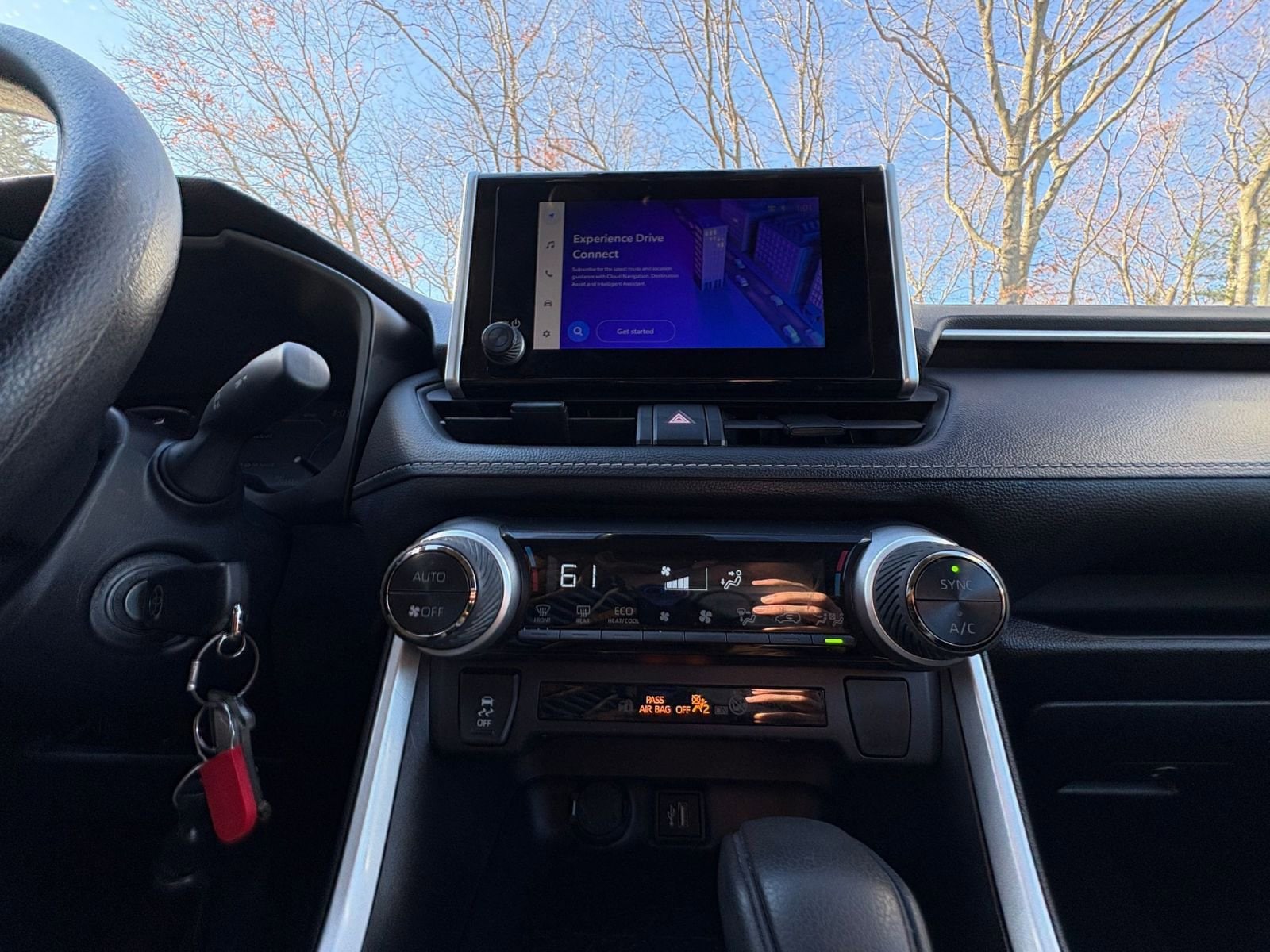 Thumbnail: 2025 Toyota RAV4 - 18