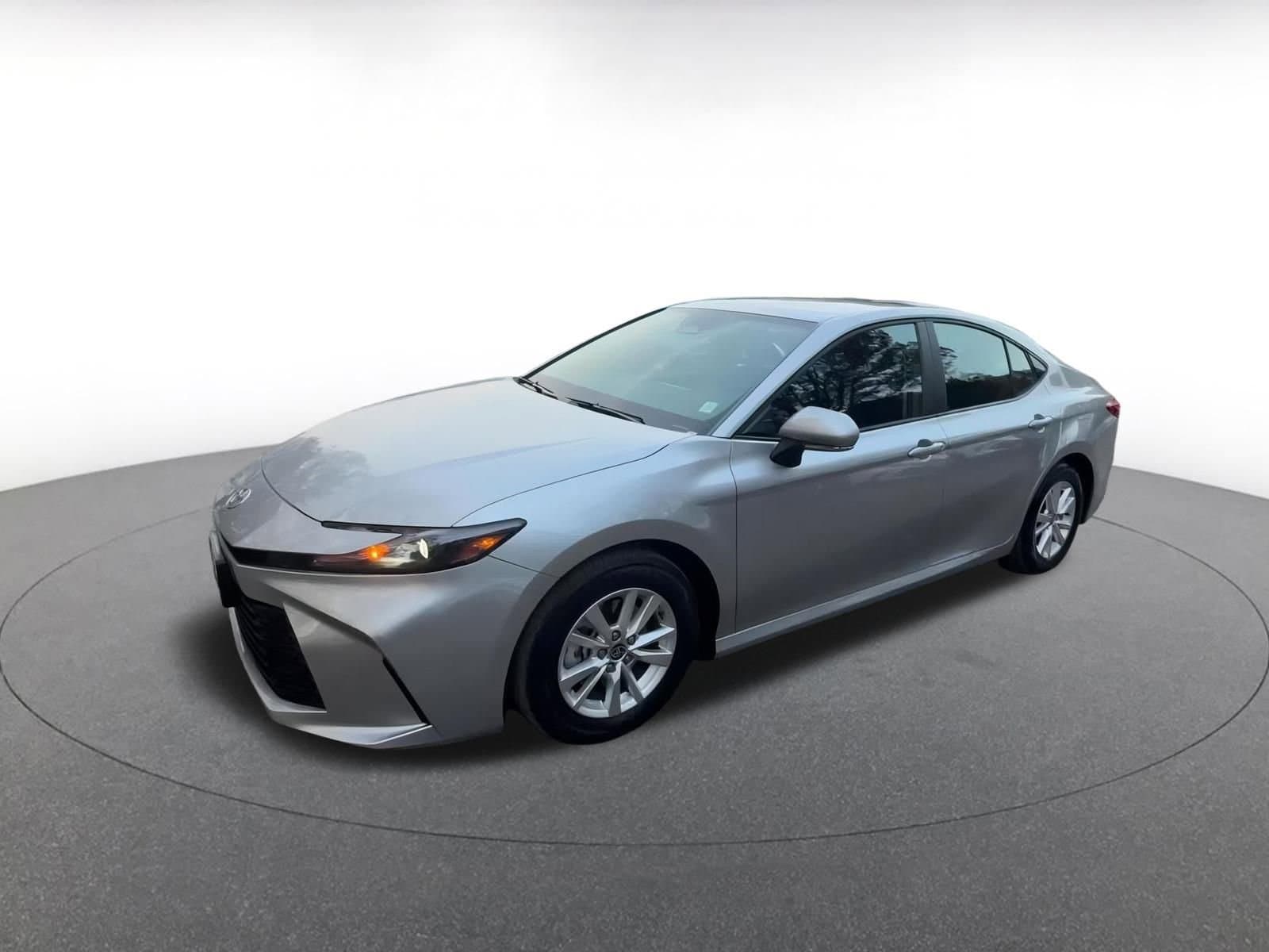 Thumbnail: 2025 Toyota Camry - 8