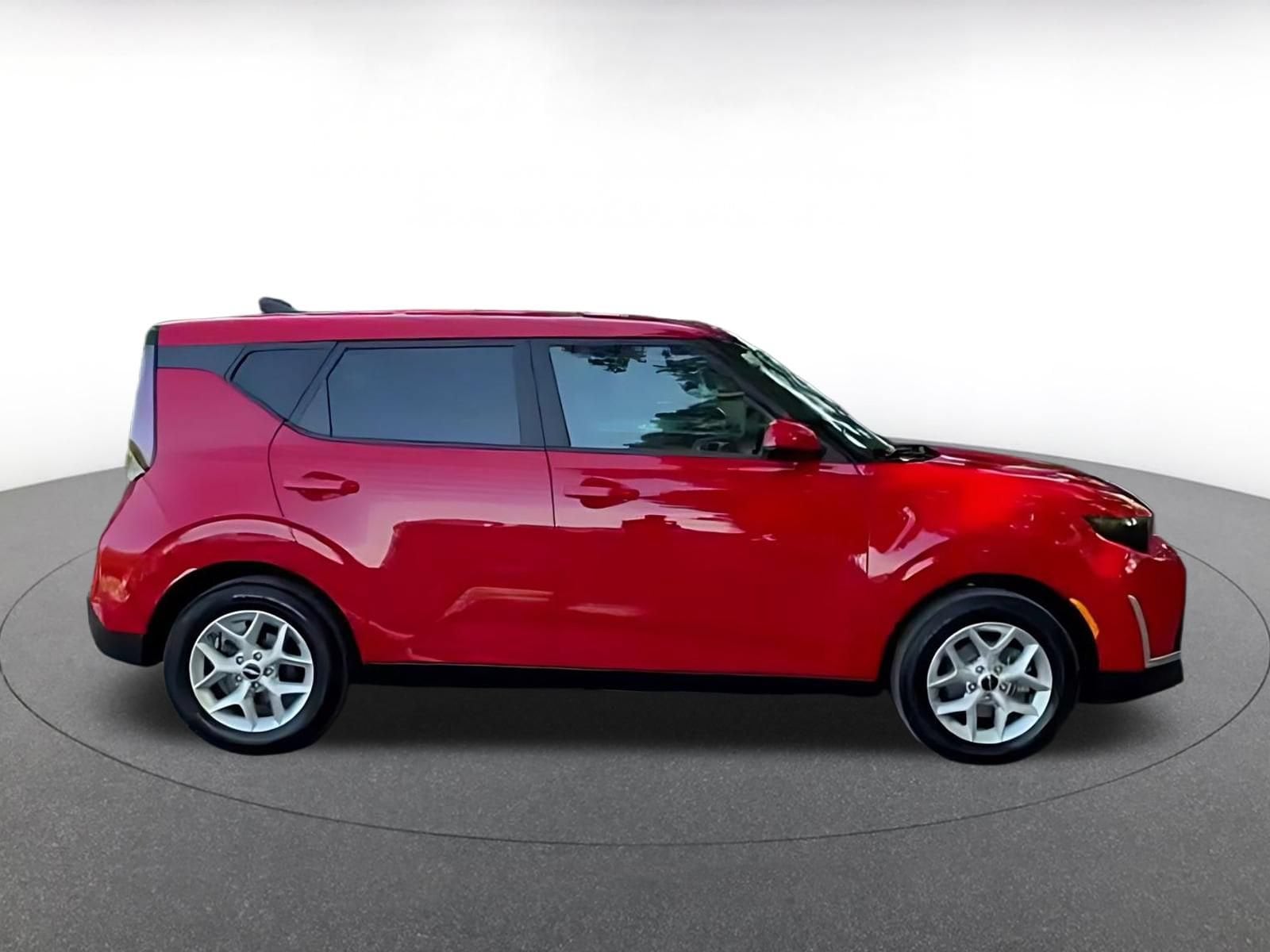 Thumbnail: 2025 Kia Soul - 16