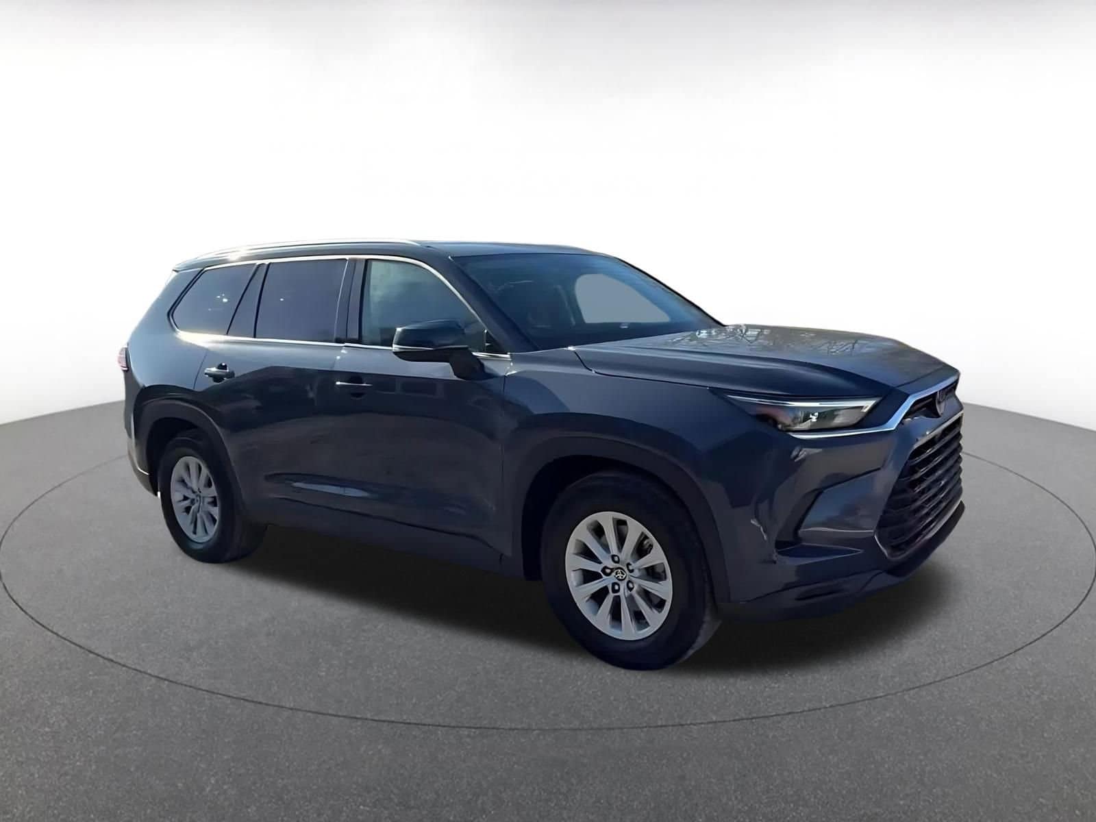 Thumbnail: 2025 Toyota Grand Highlander - 2