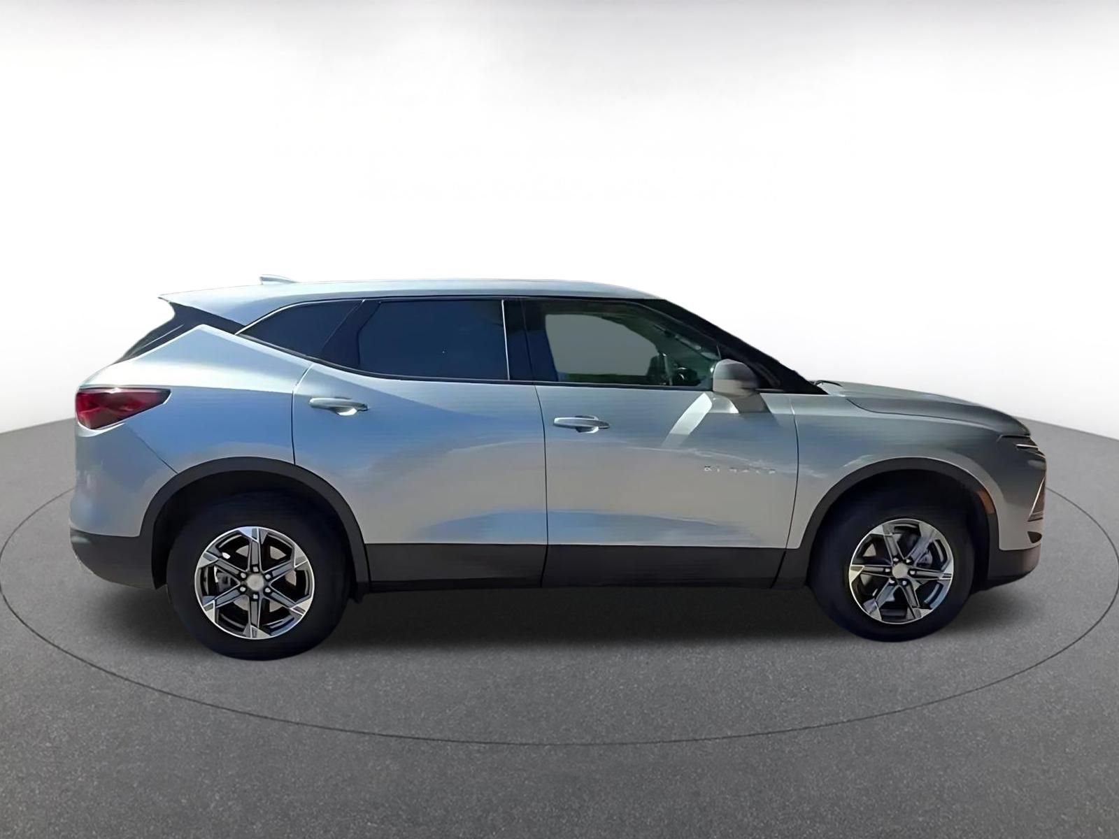 Thumbnail: 2025 Chevrolet Blazer - 16