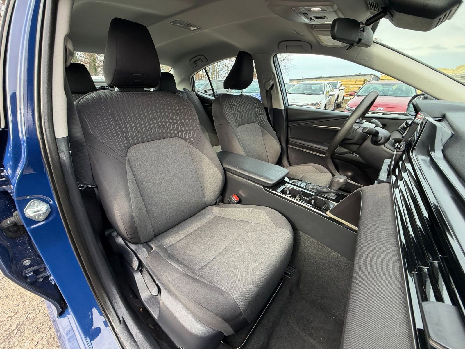 Thumbnail: 2025 Toyota Camry - 35