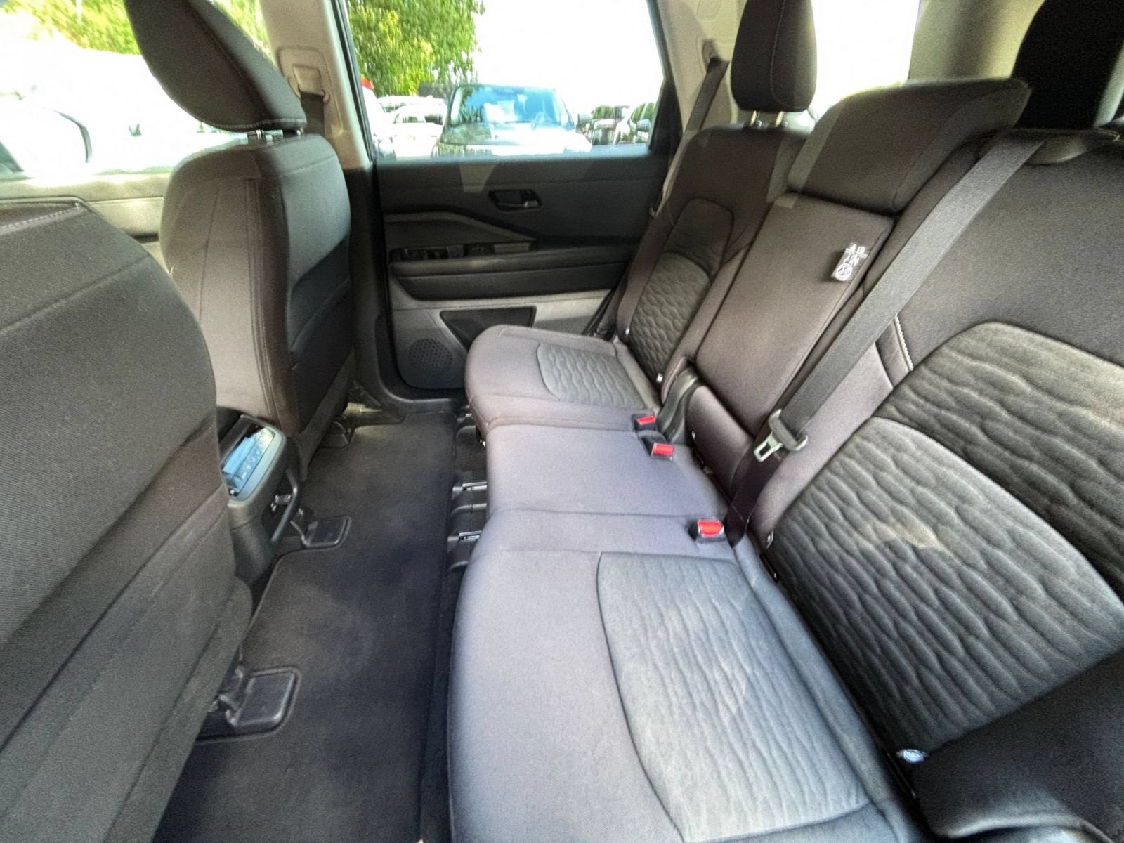 Thumbnail: 2025 Nissan Pathfinder - 27
