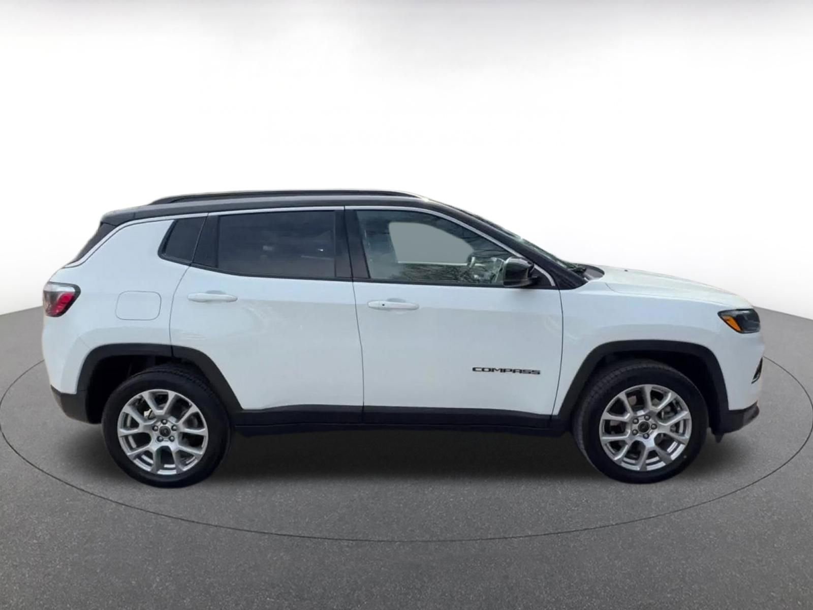 Thumbnail: 2025 Jeep Compass - 16