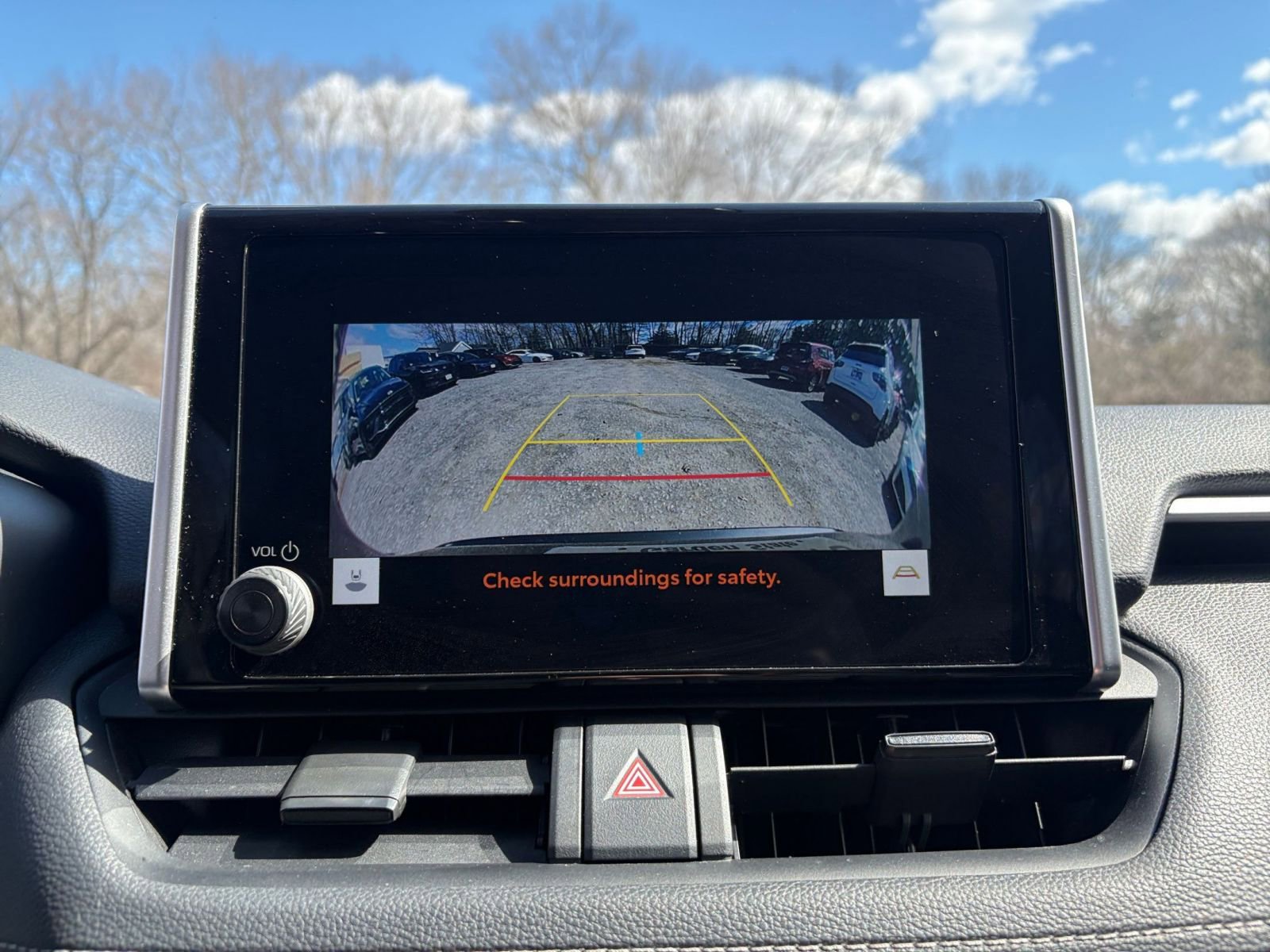 Thumbnail: 2025 Toyota RAV4 - 21