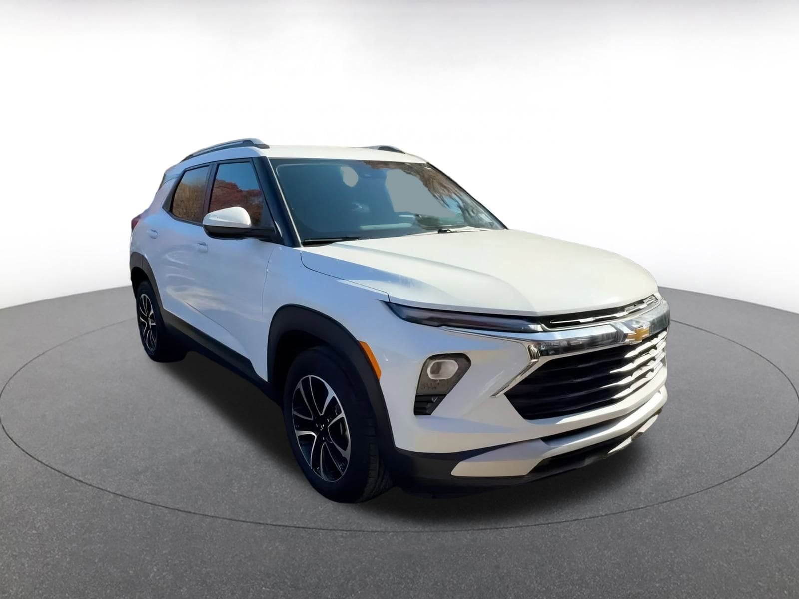 Thumbnail: 2025 Chevrolet TrailBlazer - 8