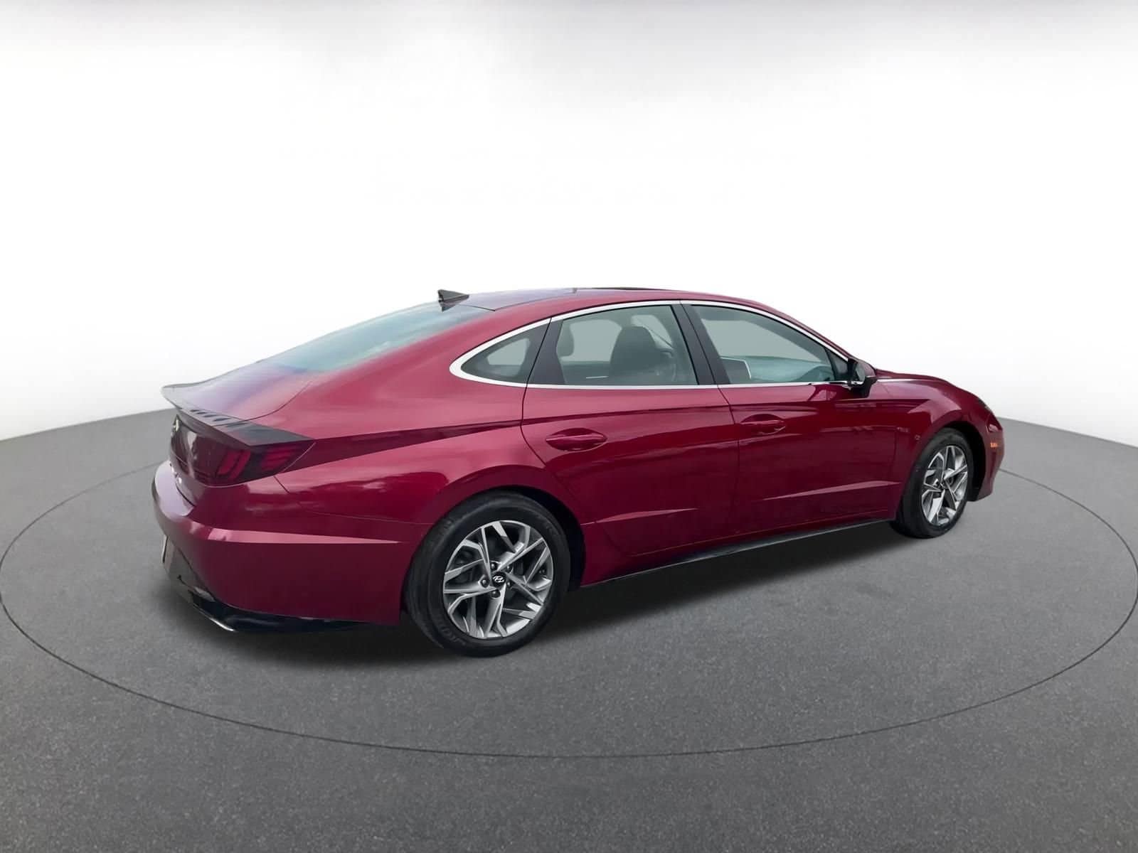 Thumbnail: 2023 Hyundai Sonata - 15