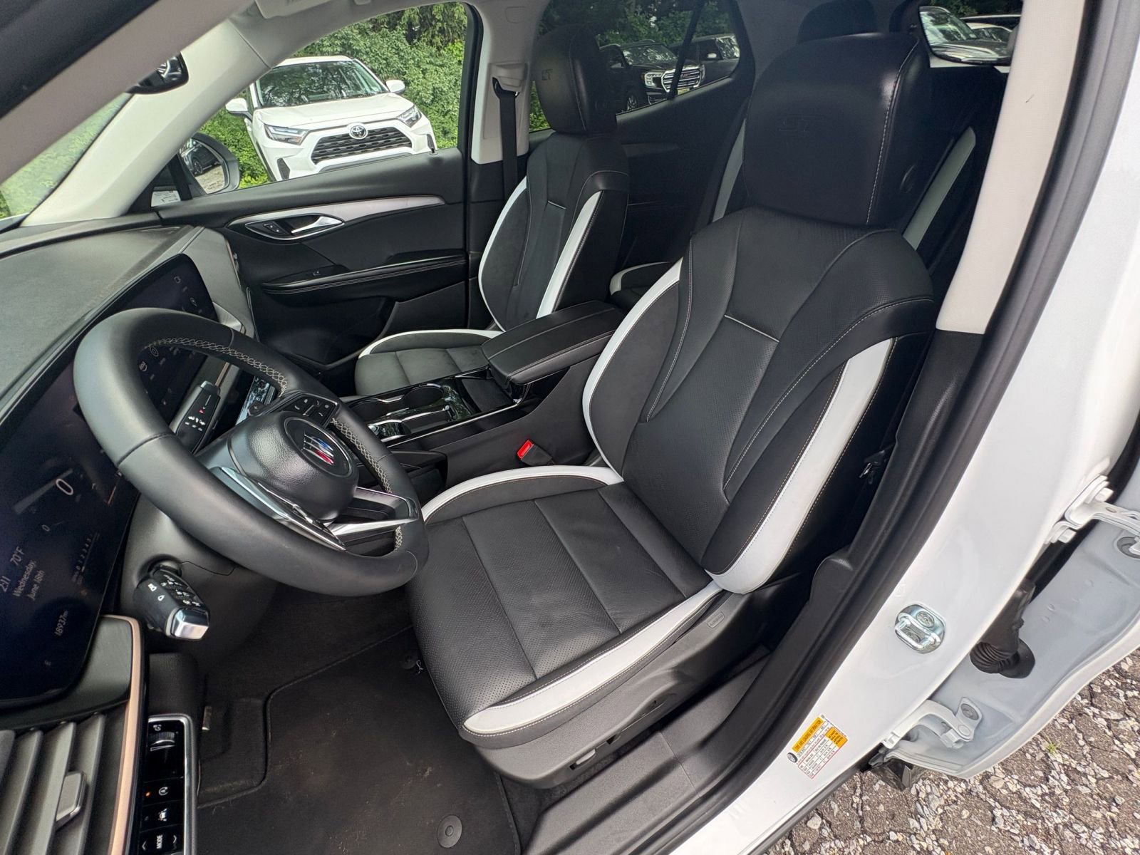 Thumbnail: 2024 Buick Envision - 32