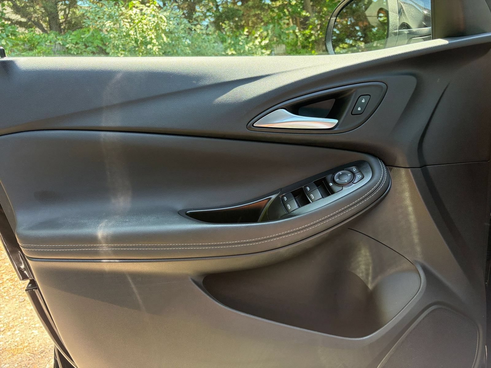 Thumbnail: 2025 Buick Encore GX - 18