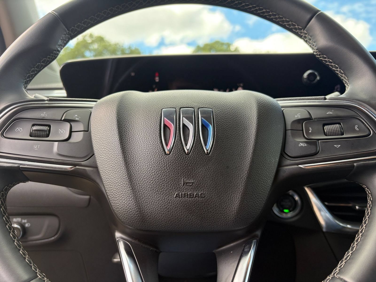 Thumbnail: 2025 Buick Encore GX - 26