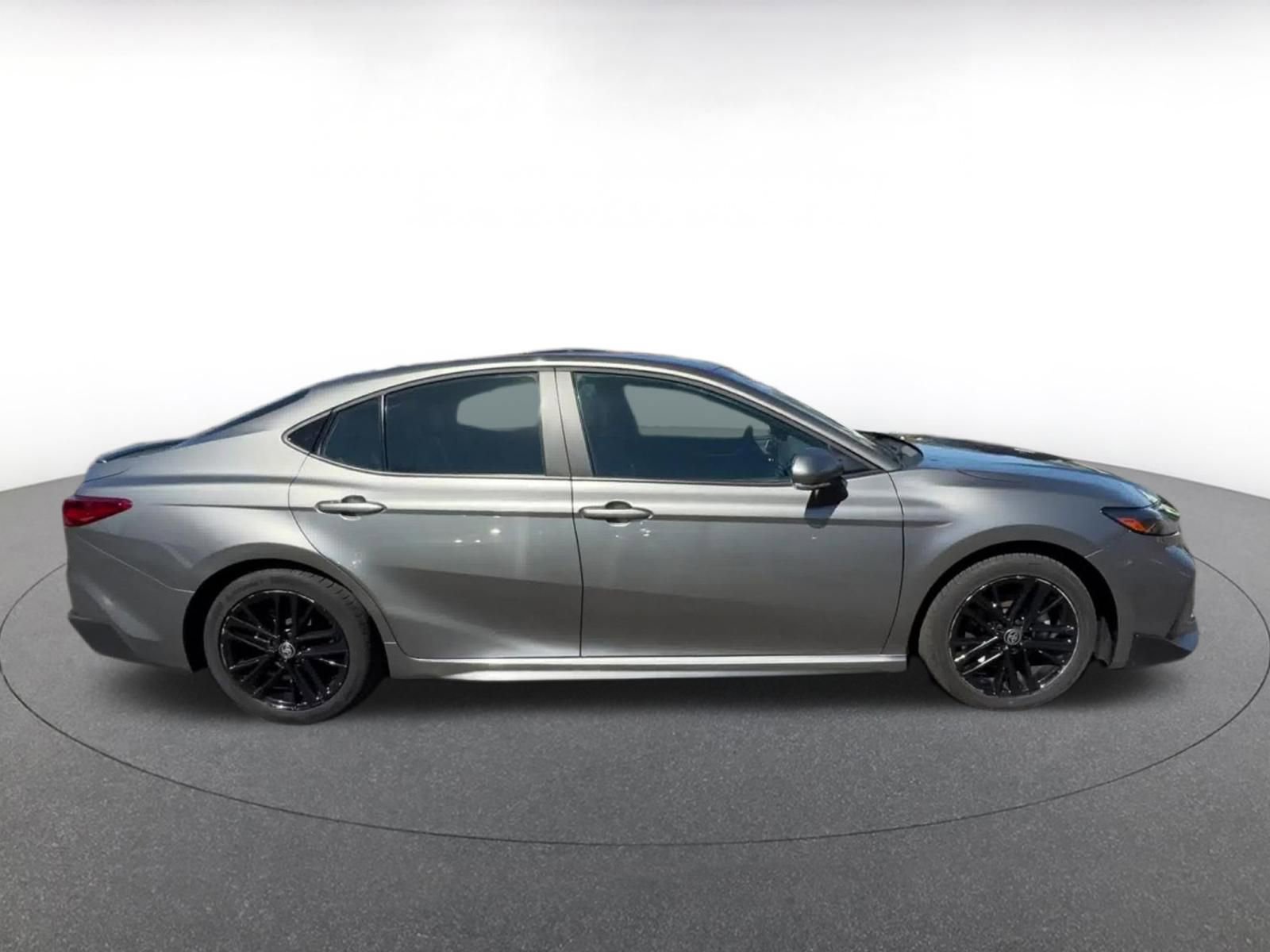 Thumbnail: 2025 Toyota Camry - 16