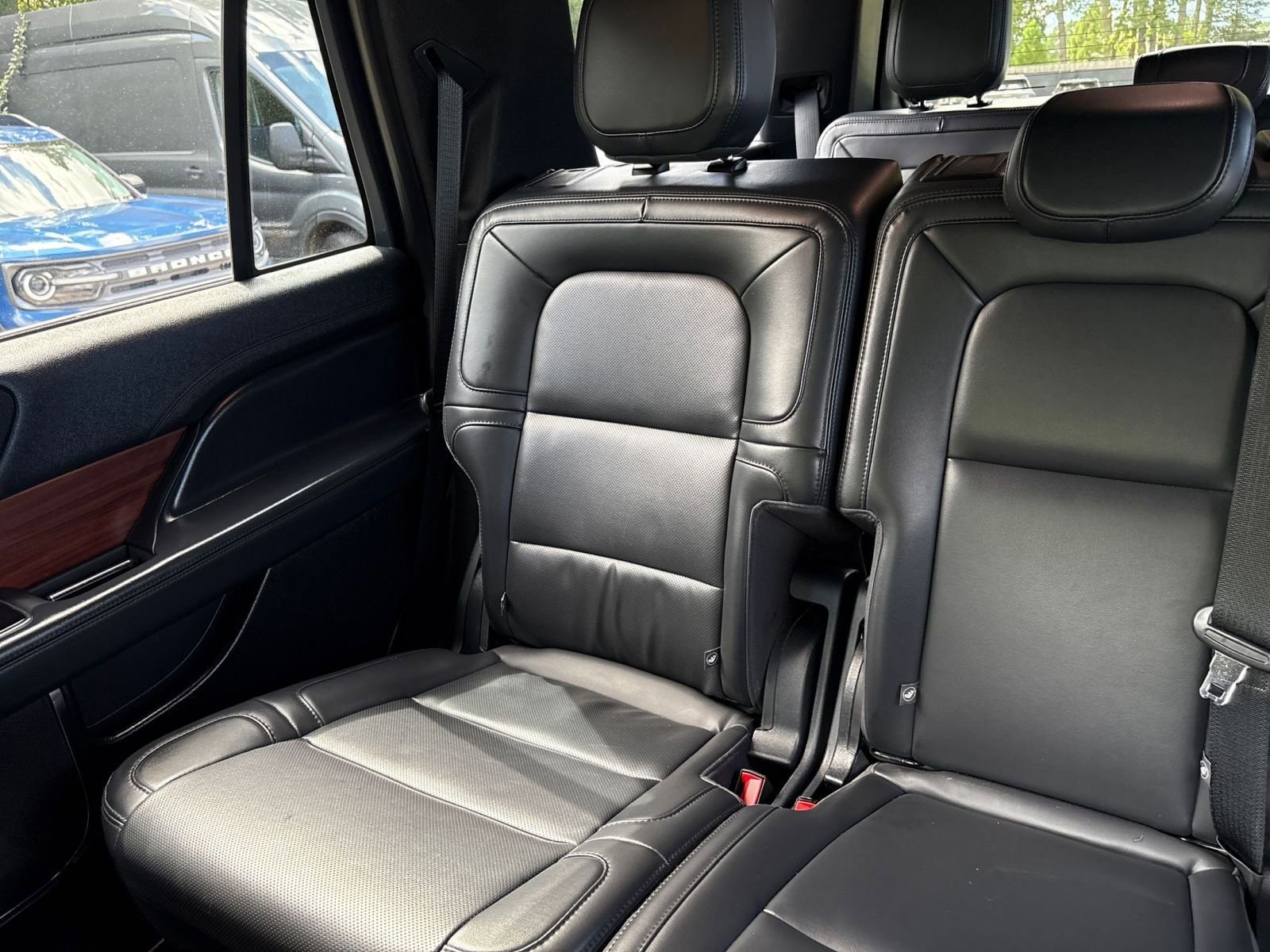 Thumbnail: 2024 Lincoln Navigator - 28