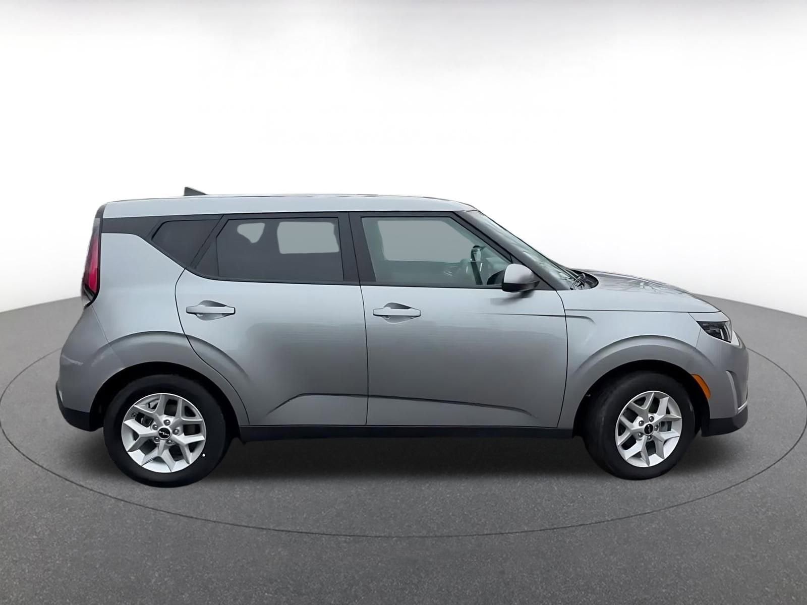 Thumbnail: 2025 Kia Soul - 16