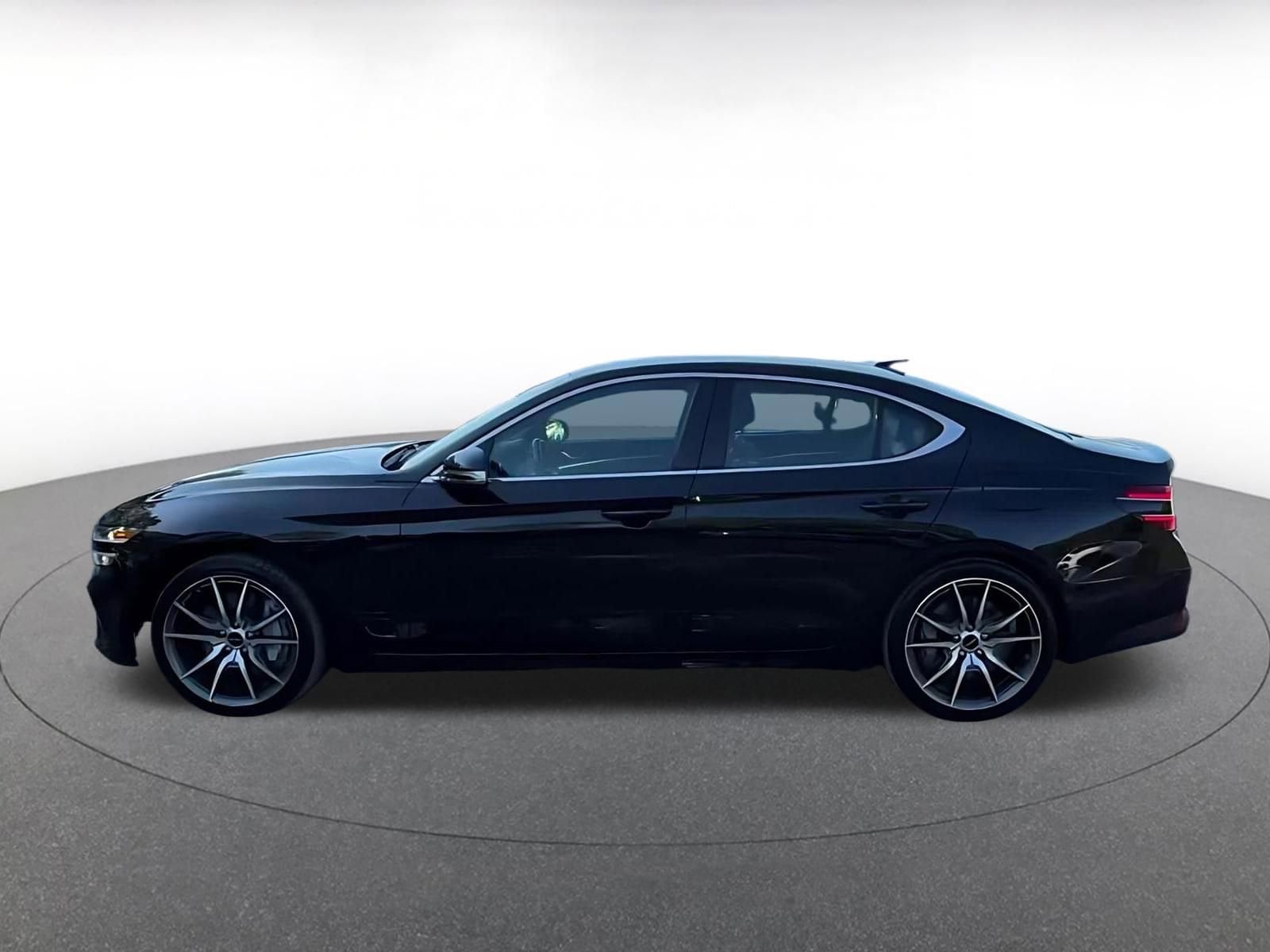 Thumbnail: 2025 Genesis G70 - 9