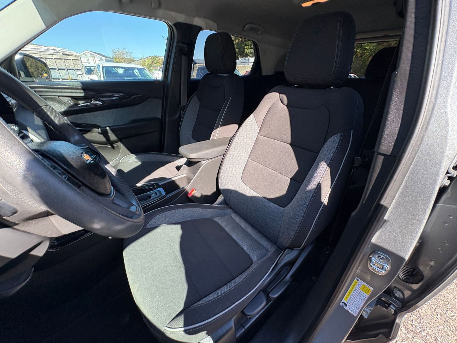 Thumbnail: 2025 Chevrolet TrailBlazer - 32