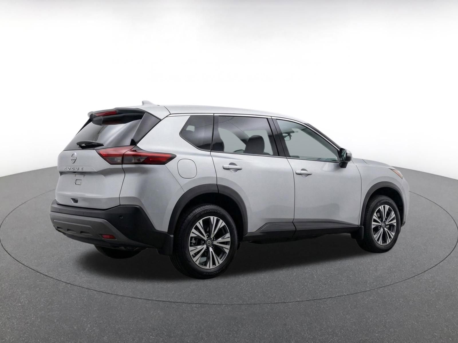 Thumbnail: 2025 Nissan Rogue - 9