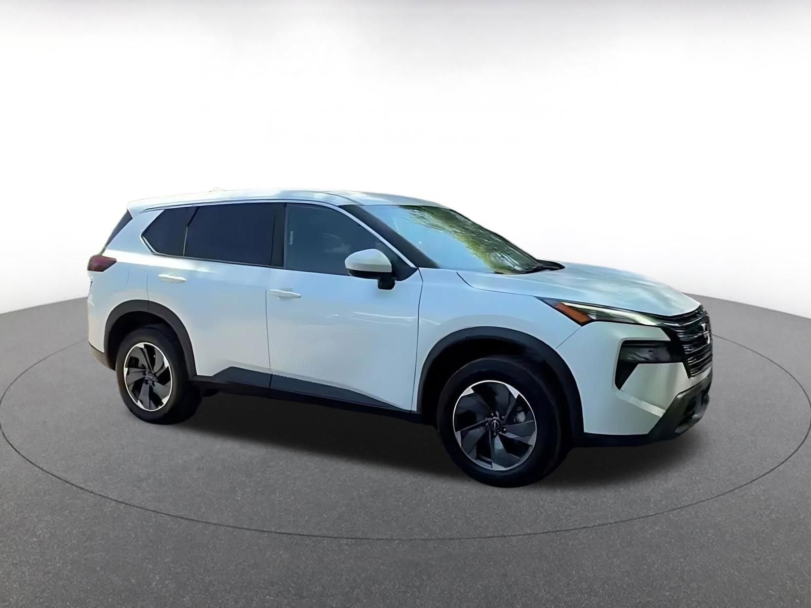 Thumbnail: 2025 Nissan Rogue - 2