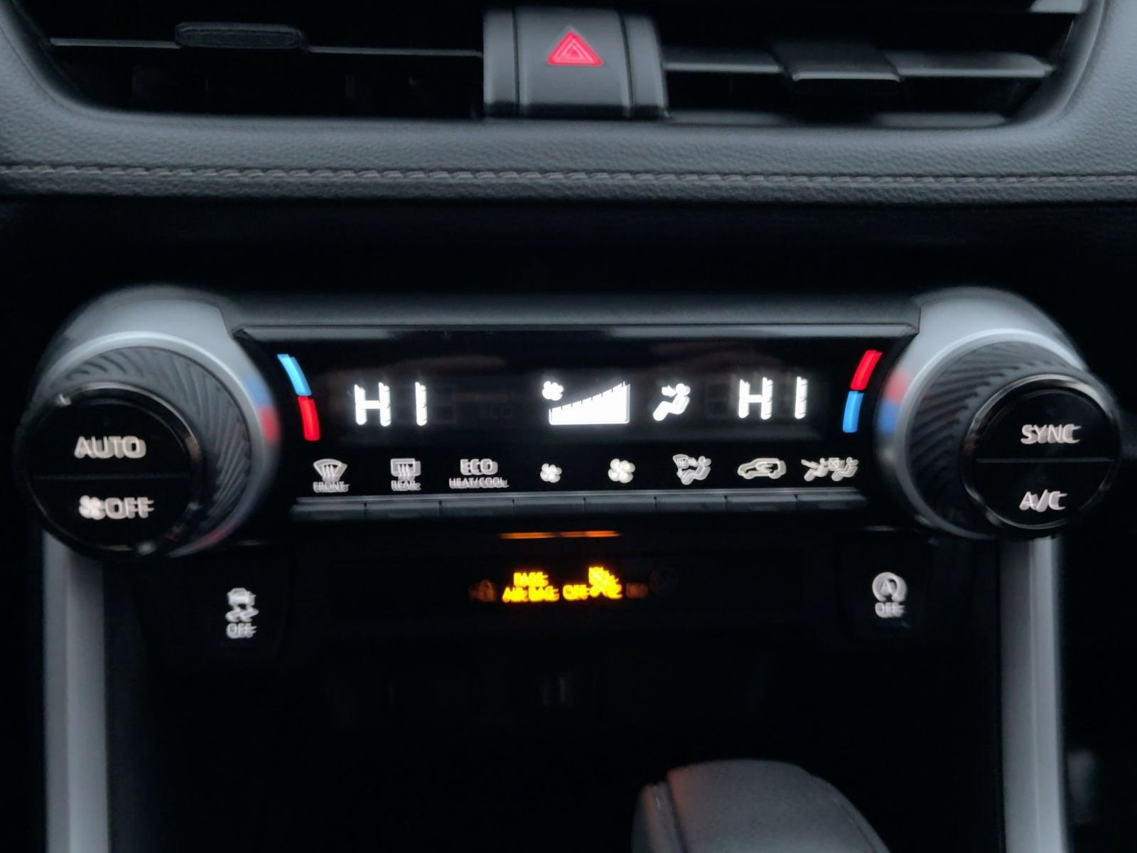 Thumbnail: 2025 Toyota RAV4 - 25