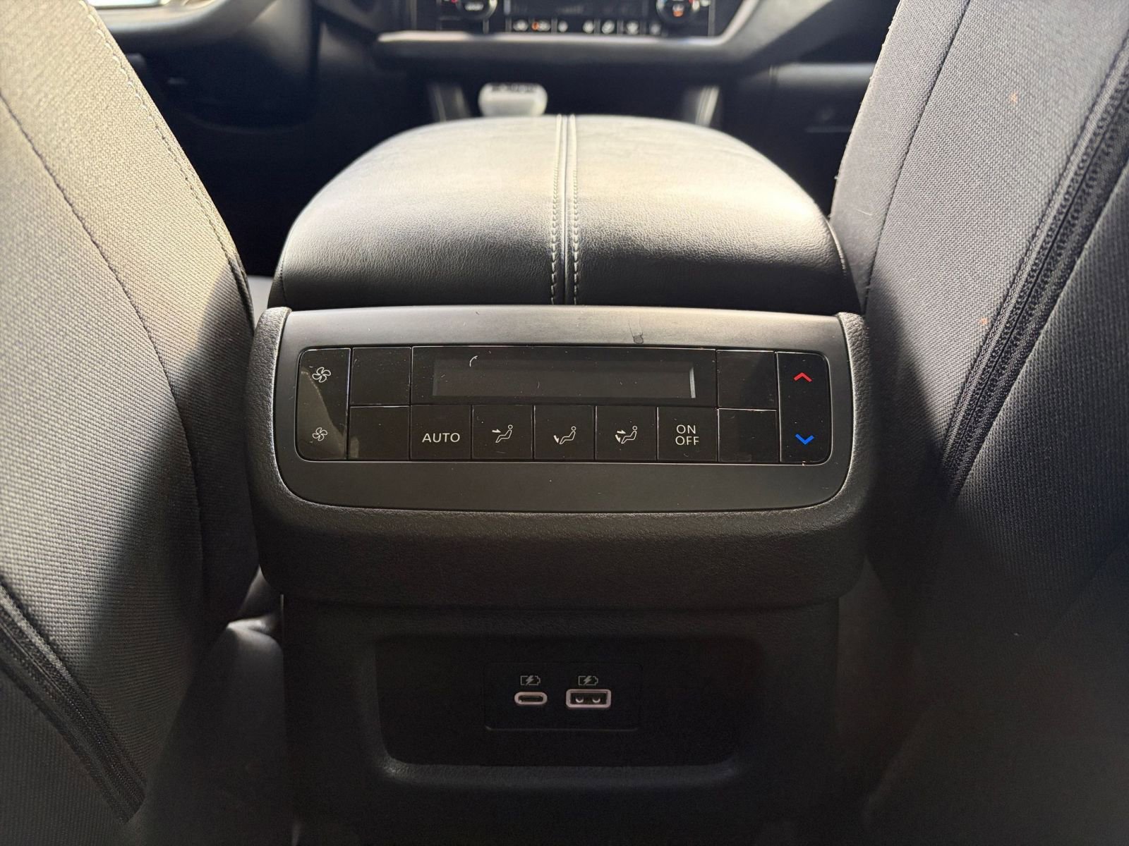 Thumbnail: 2025 Nissan Pathfinder - 24