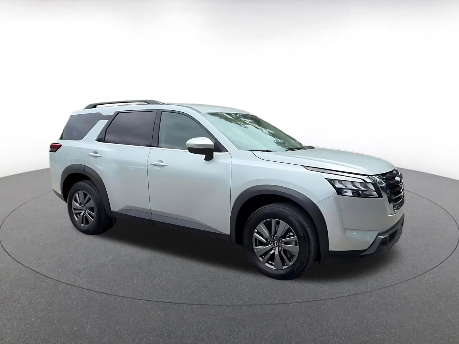 Thumbnail: 2025 Nissan Pathfinder - 2