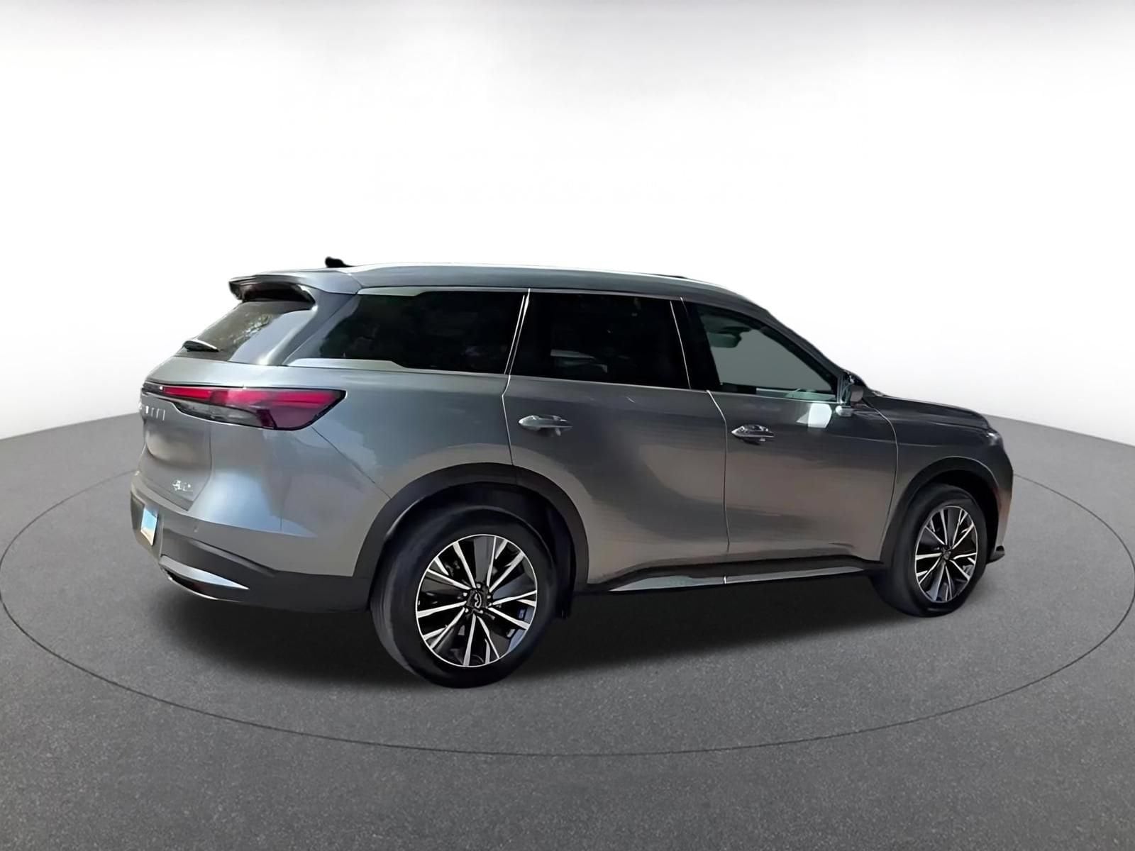 Thumbnail: 2026 INFINITI QX60 - 15
