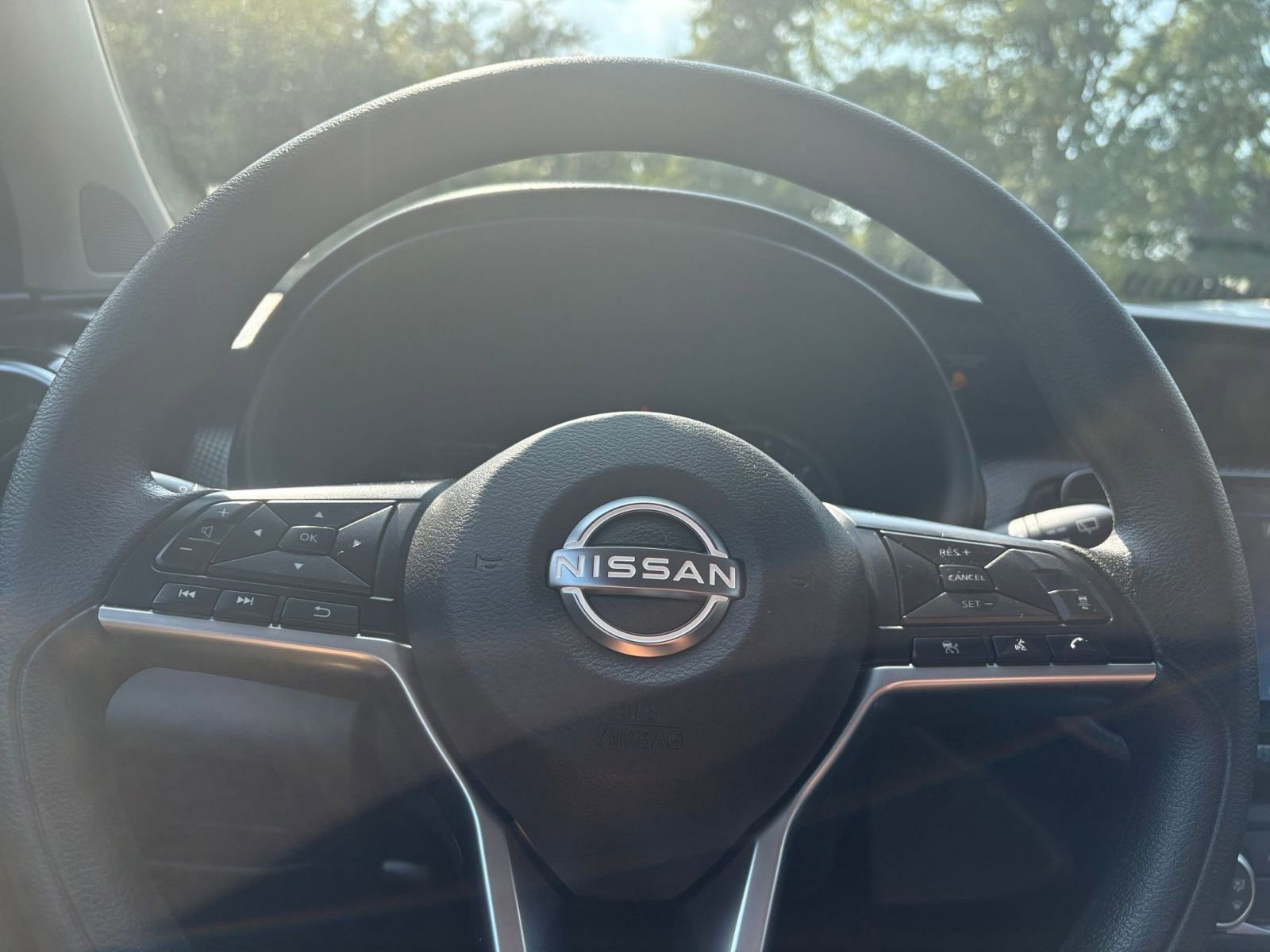 Thumbnail: 2024 Nissan Kicks - 25