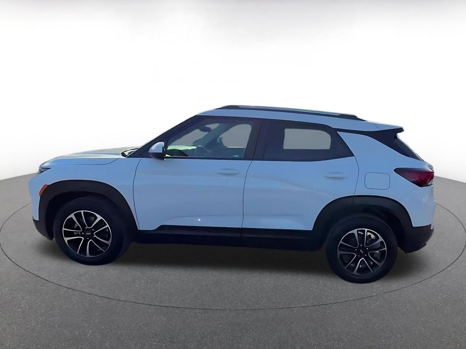 Thumbnail: 2025 Chevrolet TrailBlazer - 9