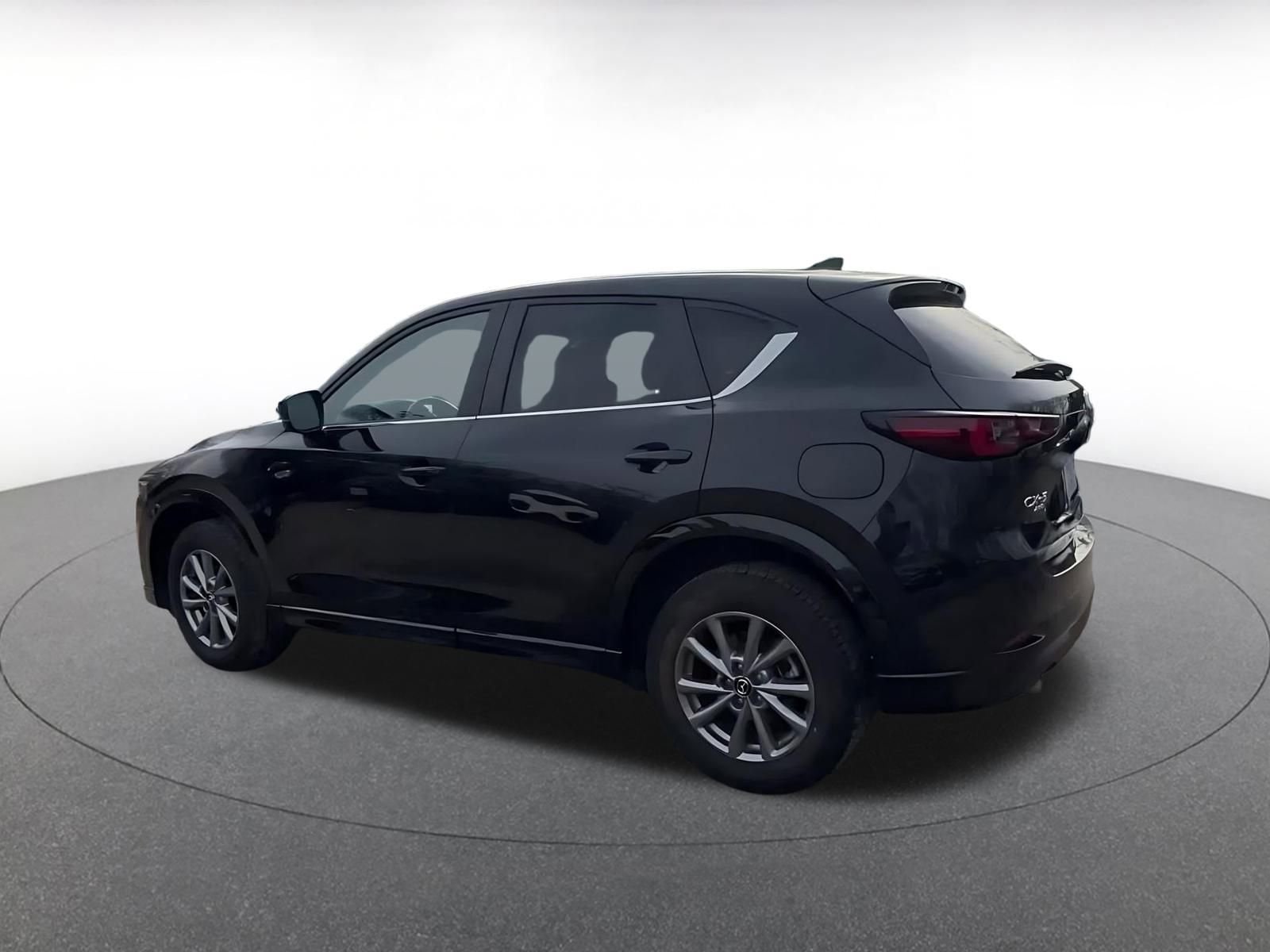 Thumbnail: 2025 Mazda CX-5 - 10