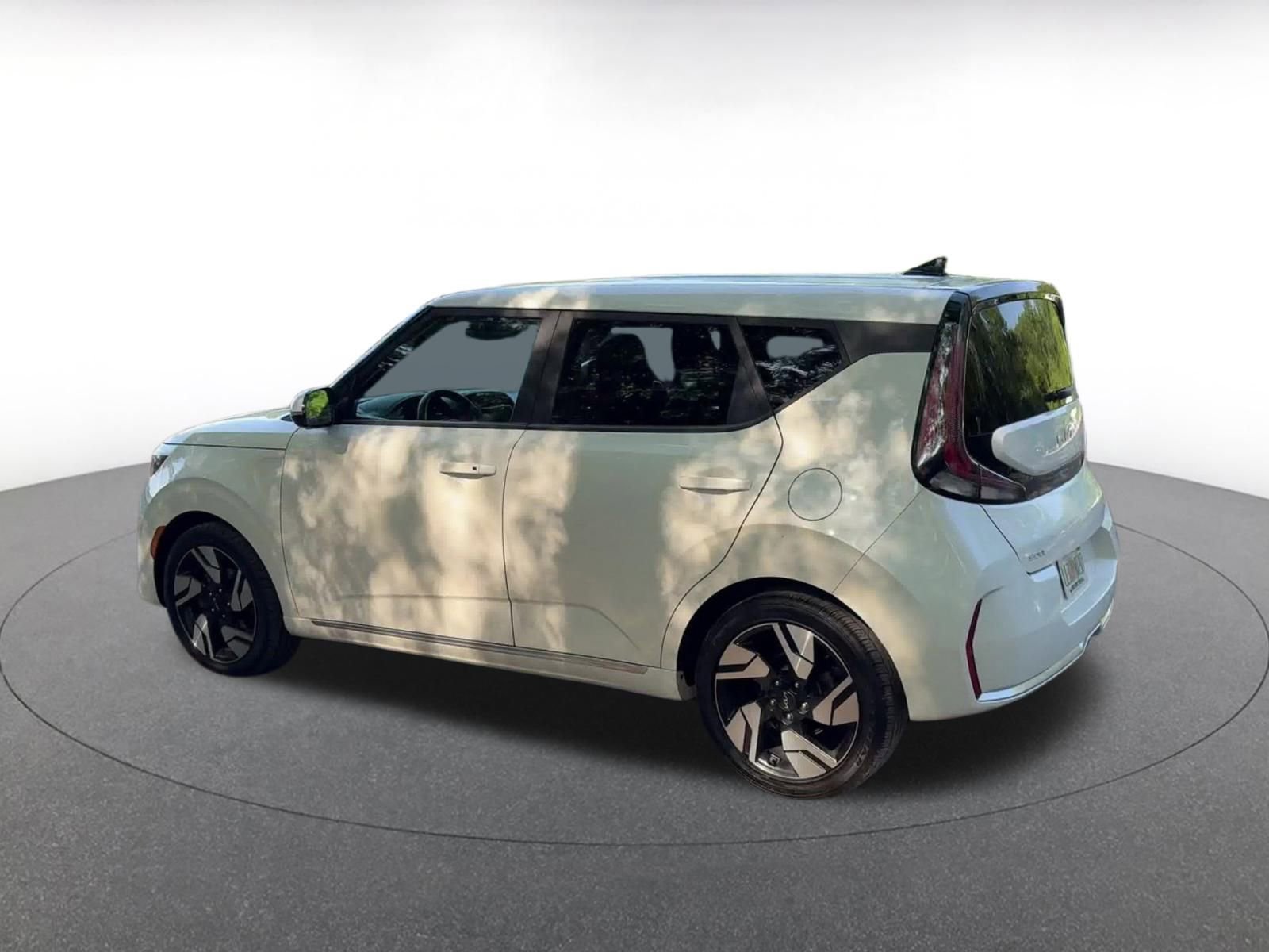 Thumbnail: 2023 Kia Soul - 10