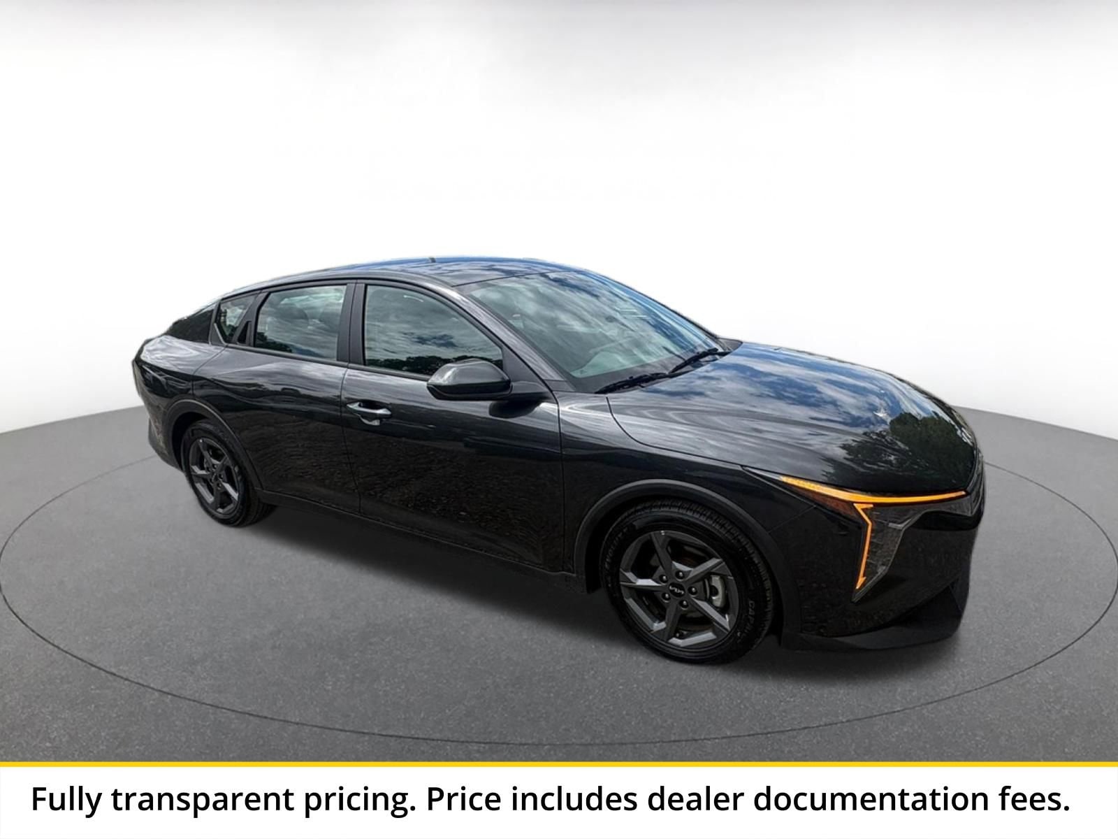 Thumbnail: 2025 Kia K4 - 1