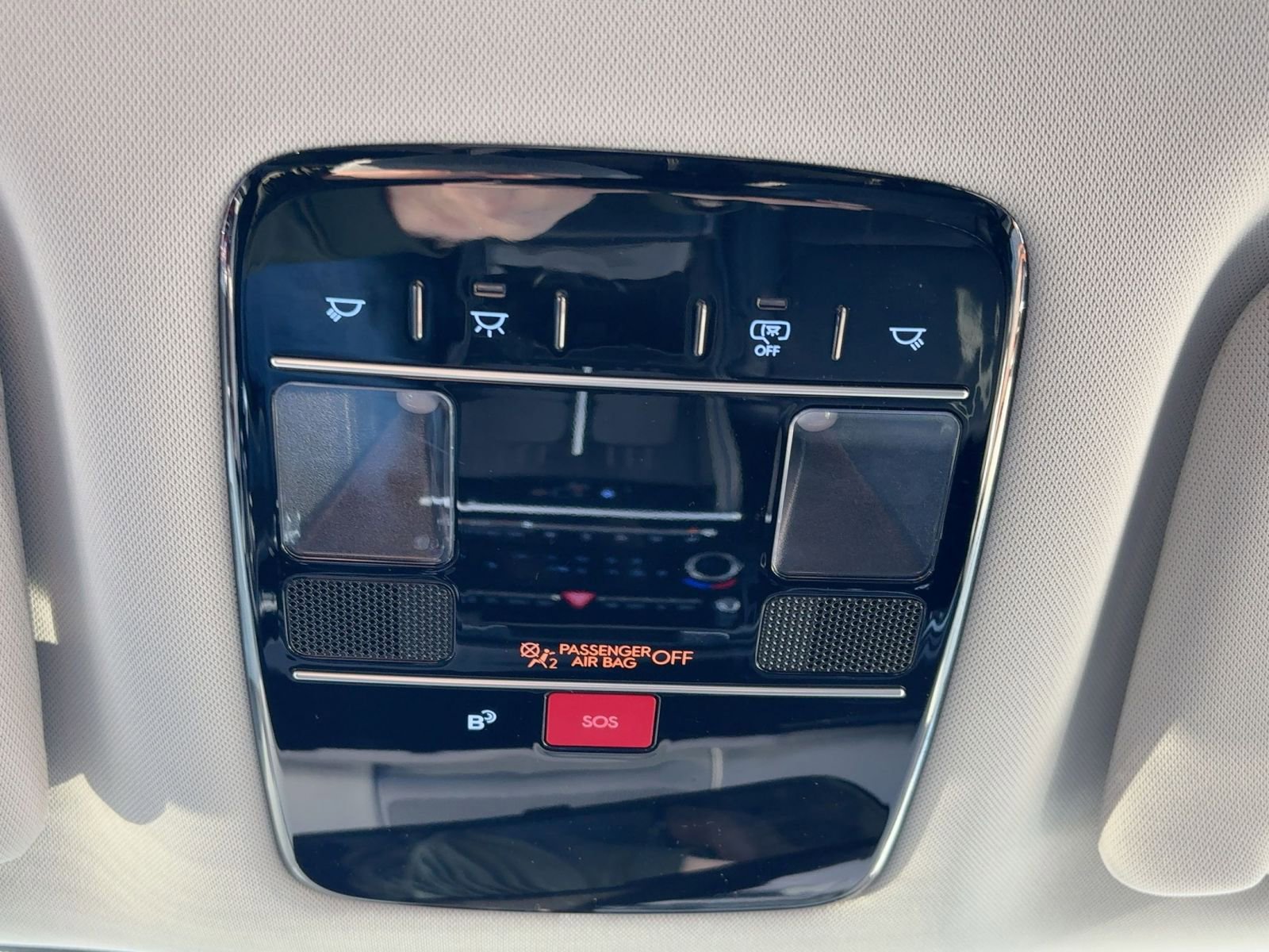 Thumbnail: 2025 Hyundai Santa Fe - 28