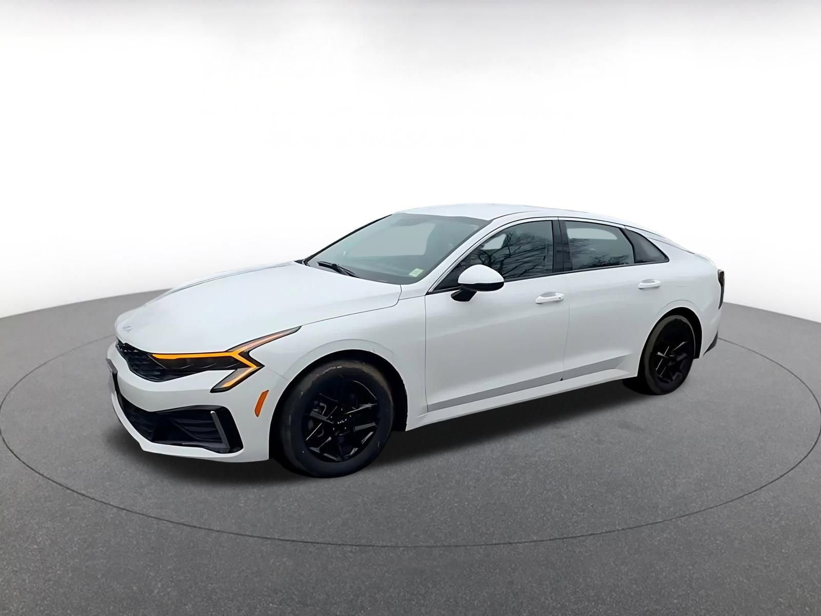 Thumbnail: 2025 Kia K5 - 8