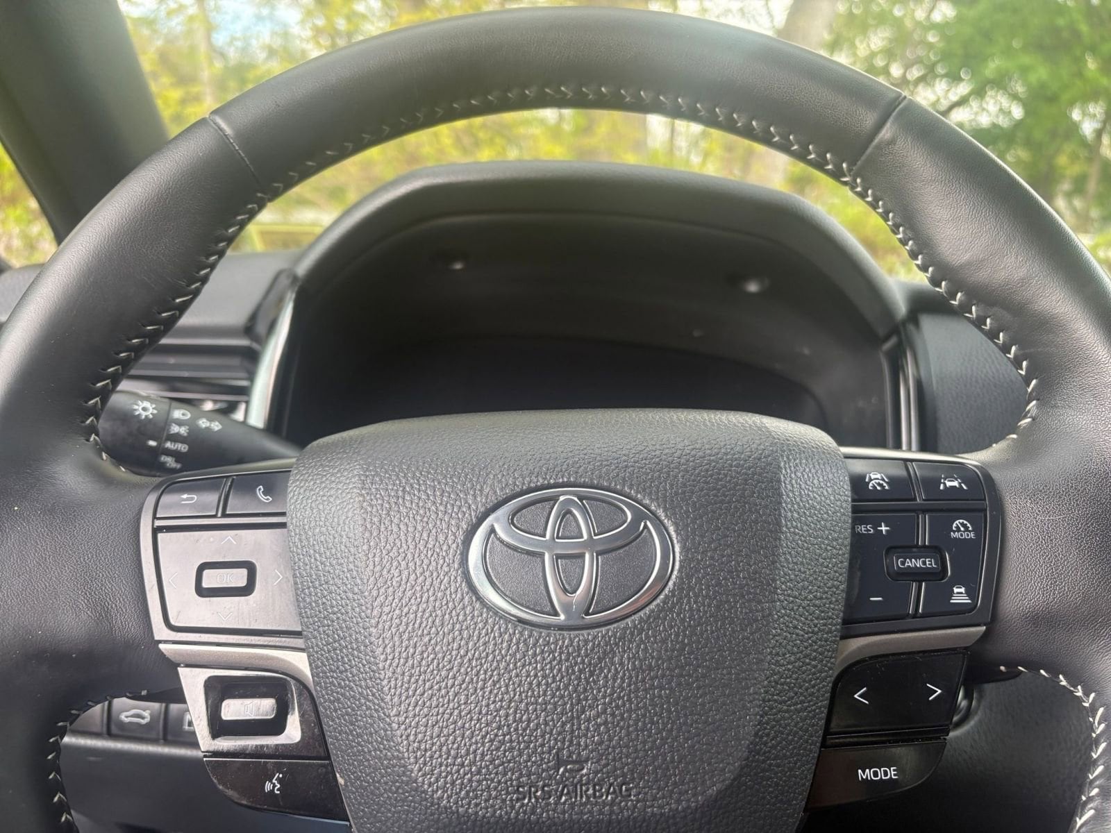 Thumbnail: 2025 Toyota Camry - 25