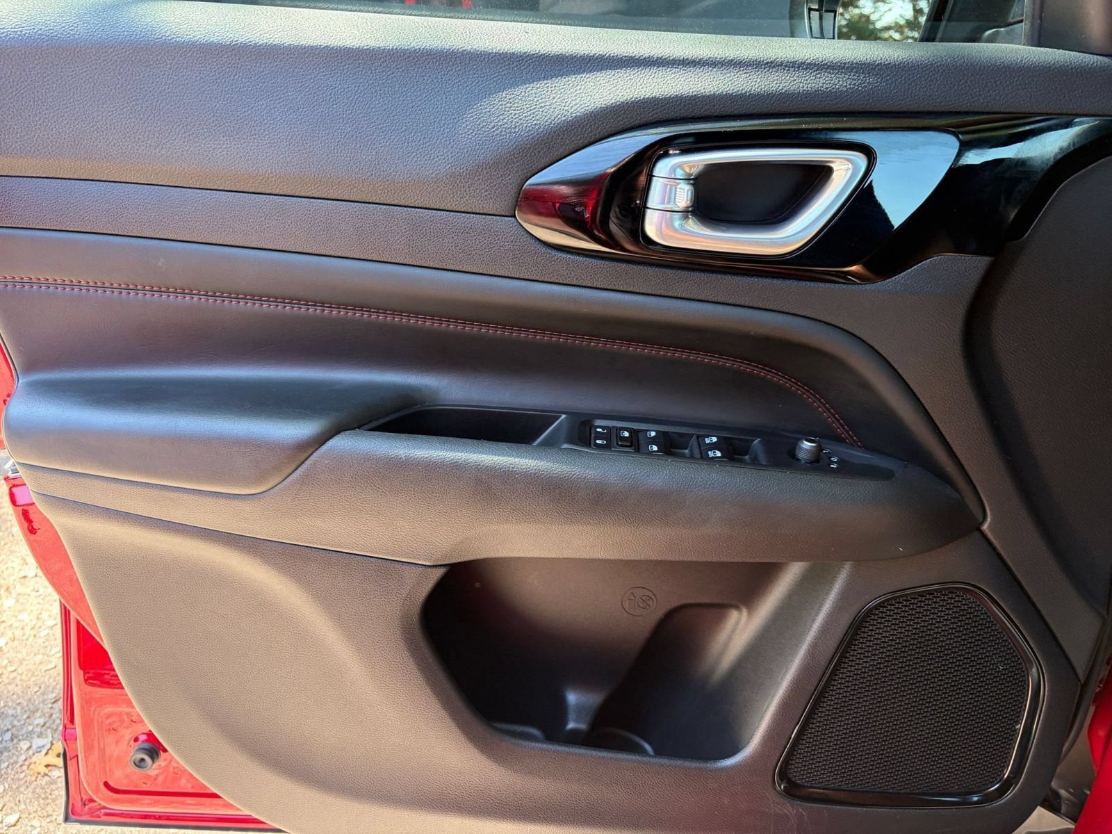 Thumbnail: 2025 Jeep Compass - 18