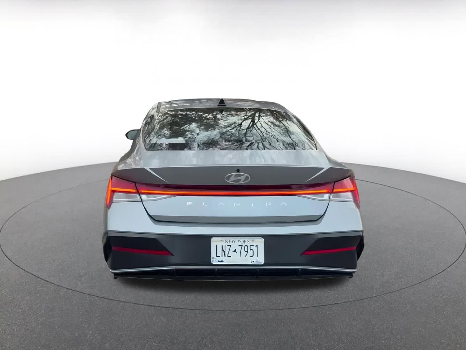 Thumbnail: 2025 Hyundai Elantra - 12