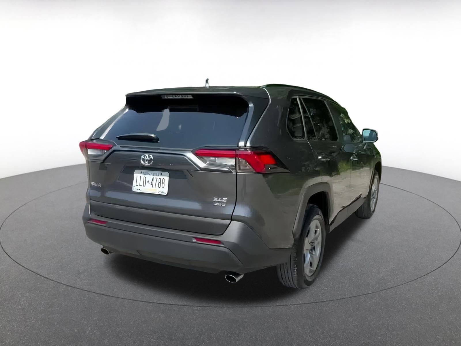 Thumbnail: 2024 Toyota RAV4 - 14