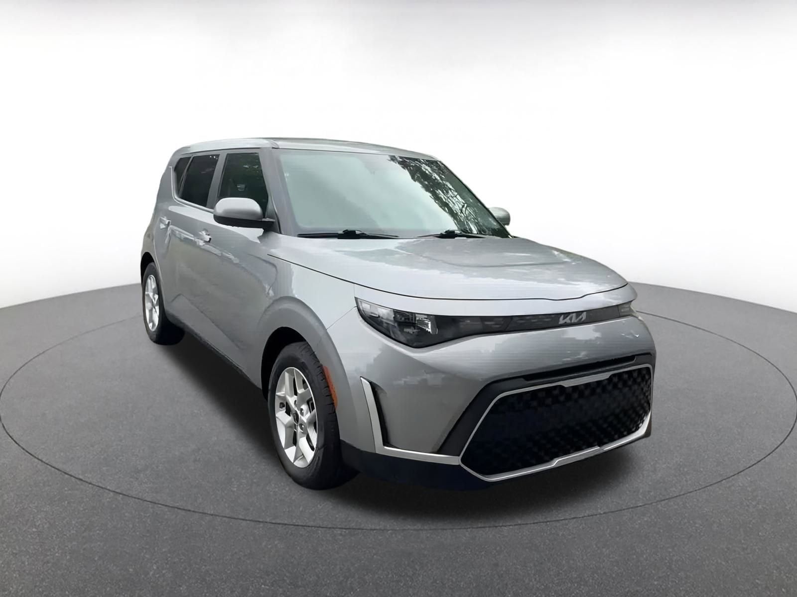 Thumbnail: 2023 Kia Soul - 2