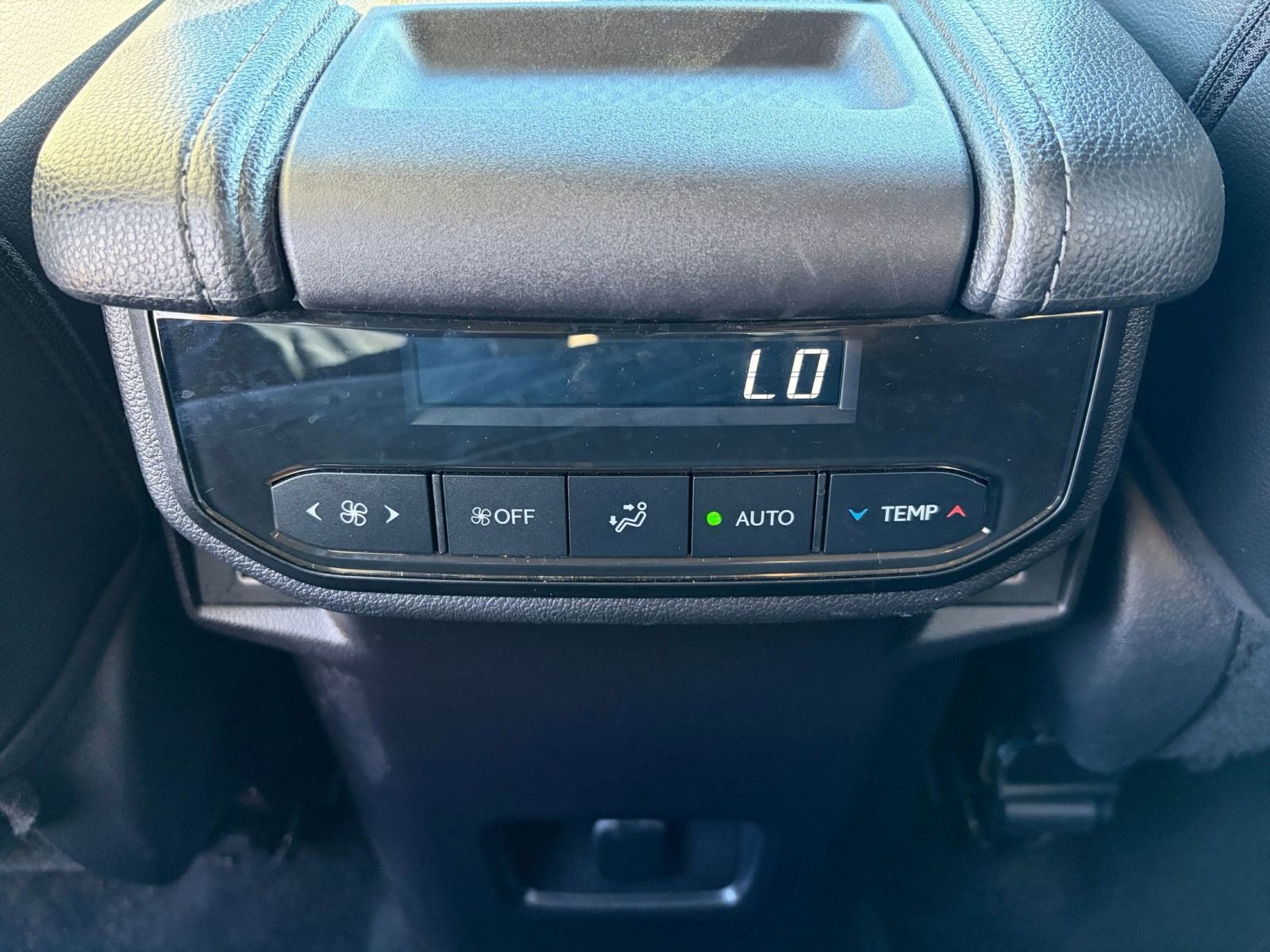 Thumbnail: 2025 Toyota Grand Highlander - 24