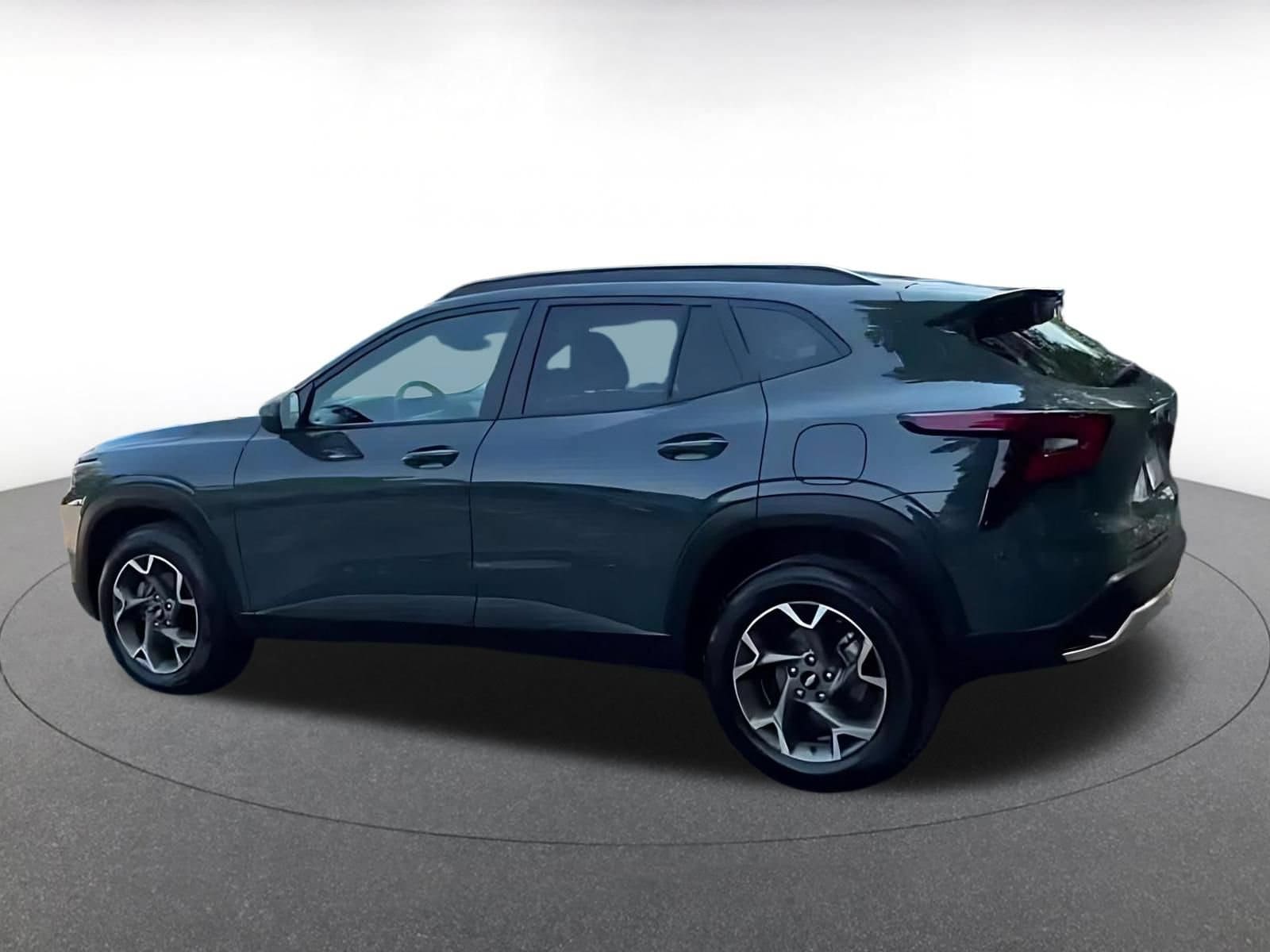 Thumbnail: 2025 Chevrolet Trax - 10