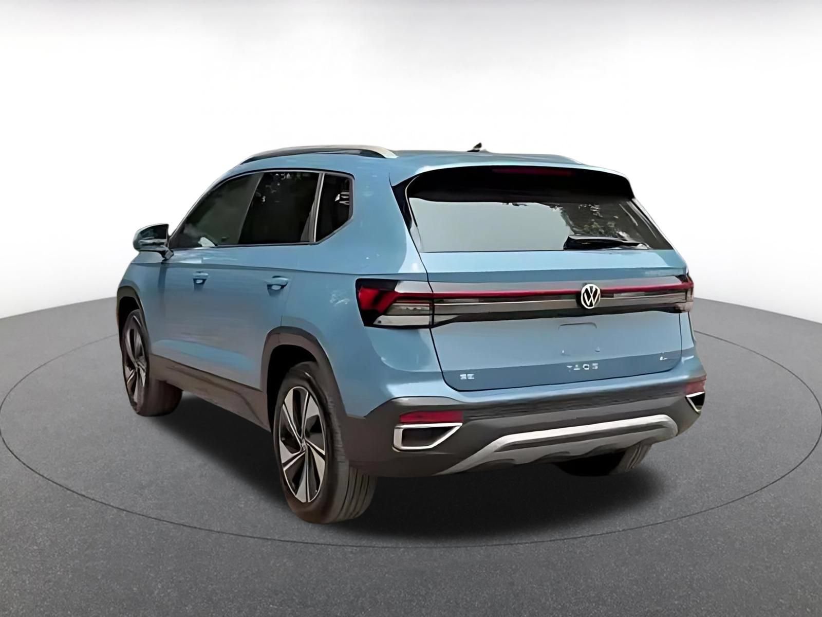 Thumbnail: 2026 Volkswagen Taos - 7