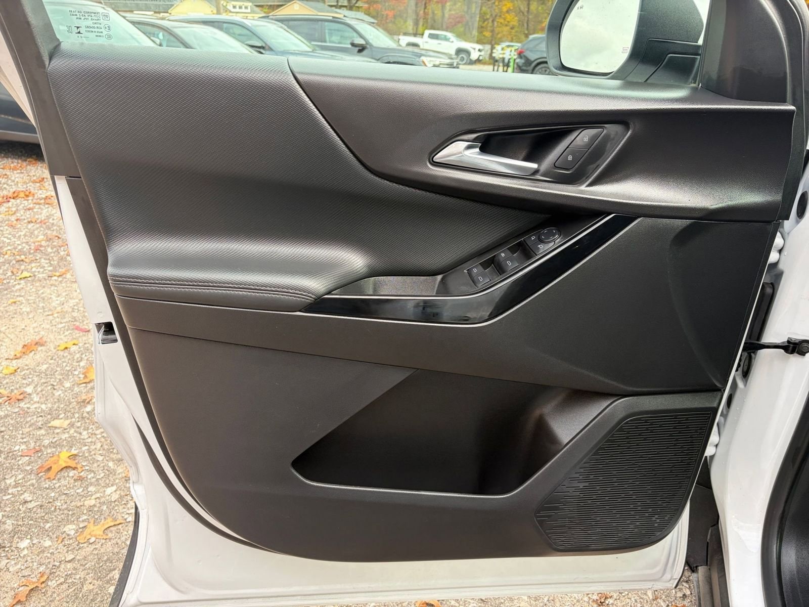 Thumbnail: 2025 Chevrolet Equinox - 20