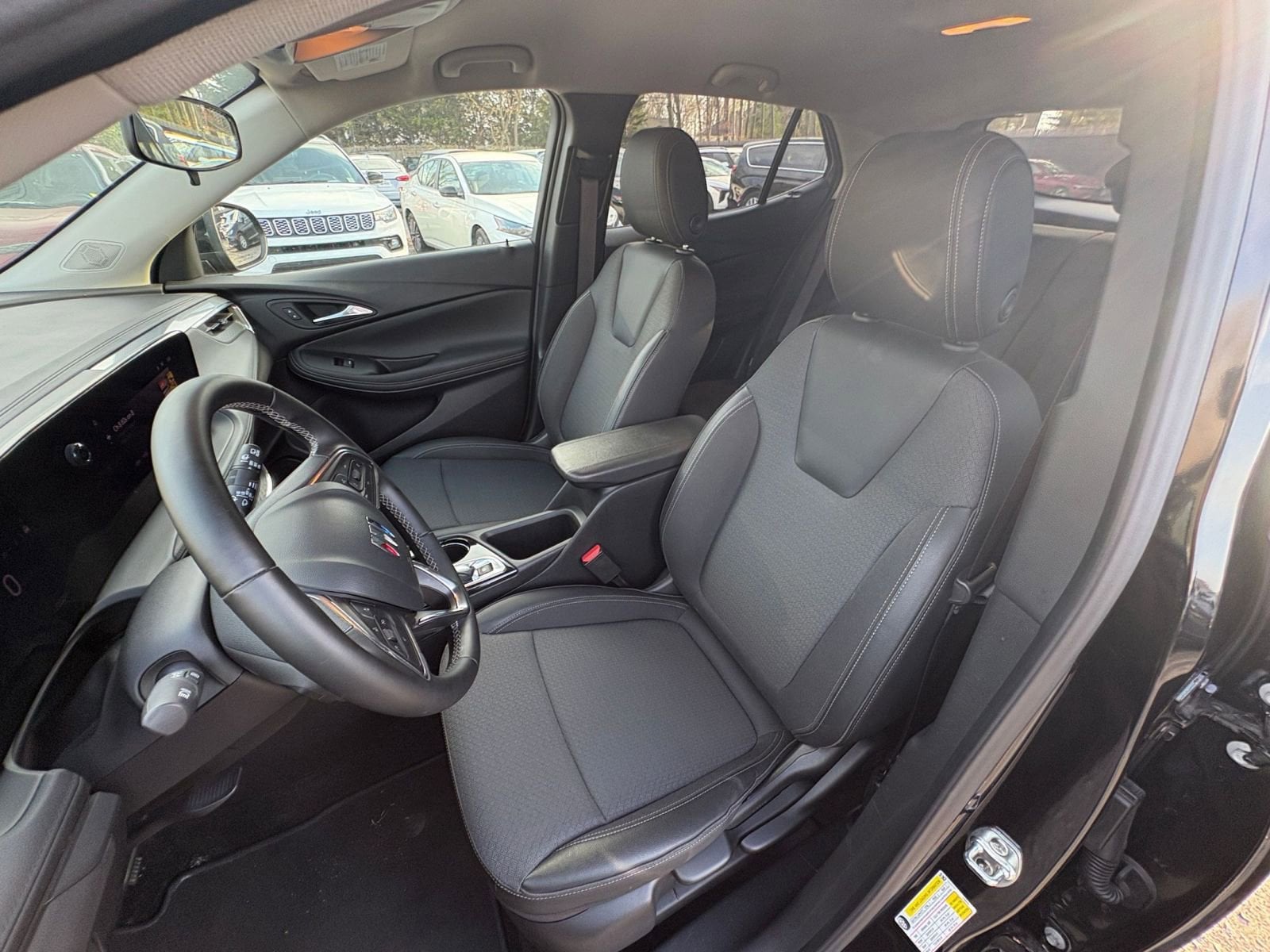 Thumbnail: 2025 Buick Encore GX - 34