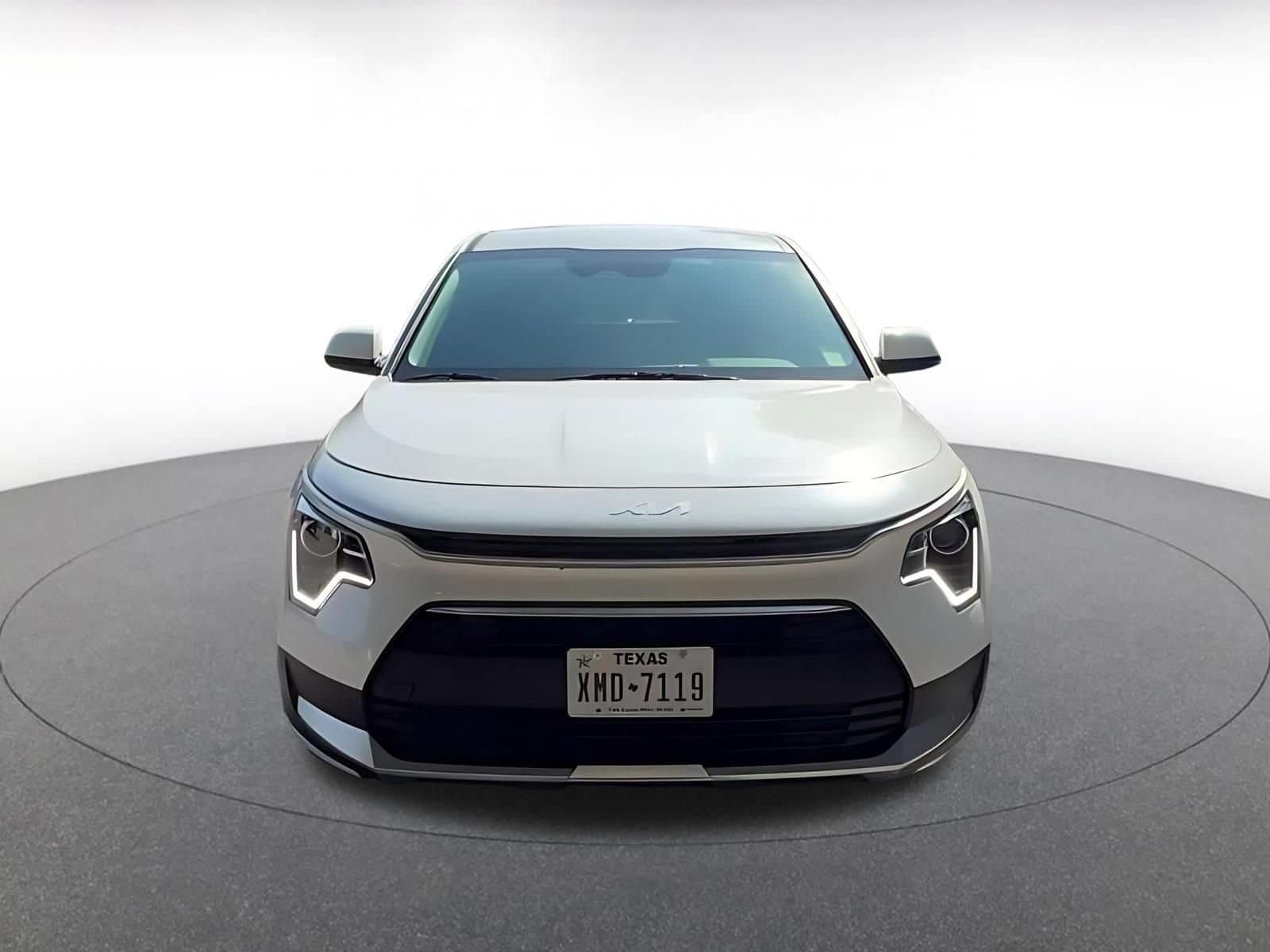 Thumbnail: 2026 Kia Niro - 4